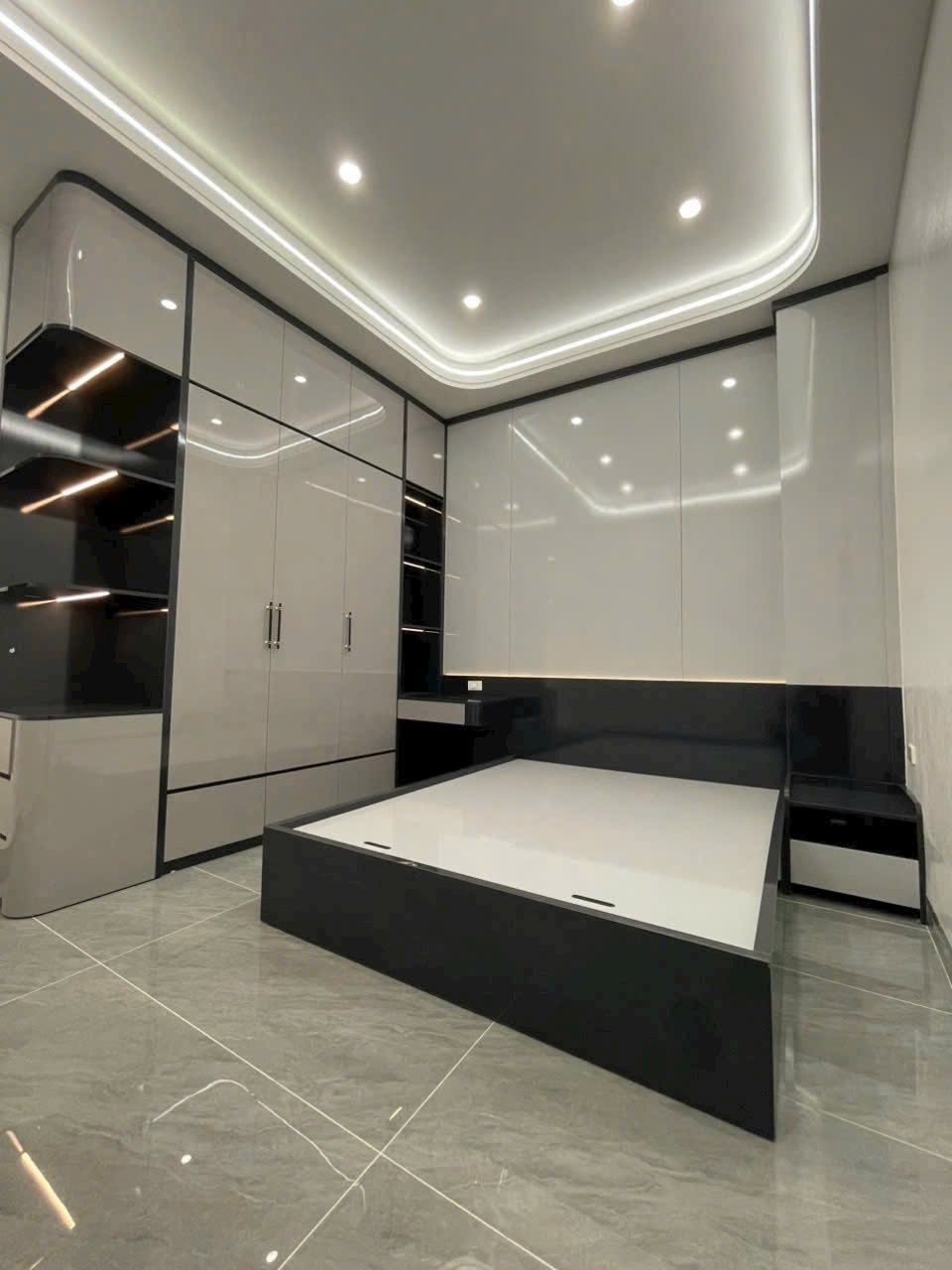 Bán nhà 3 tầng ngõ phố Đức Minh, ph Thanh Bình, TP HD, 52.5m2, mt 4.05m, 3 ngủ, 3 vs