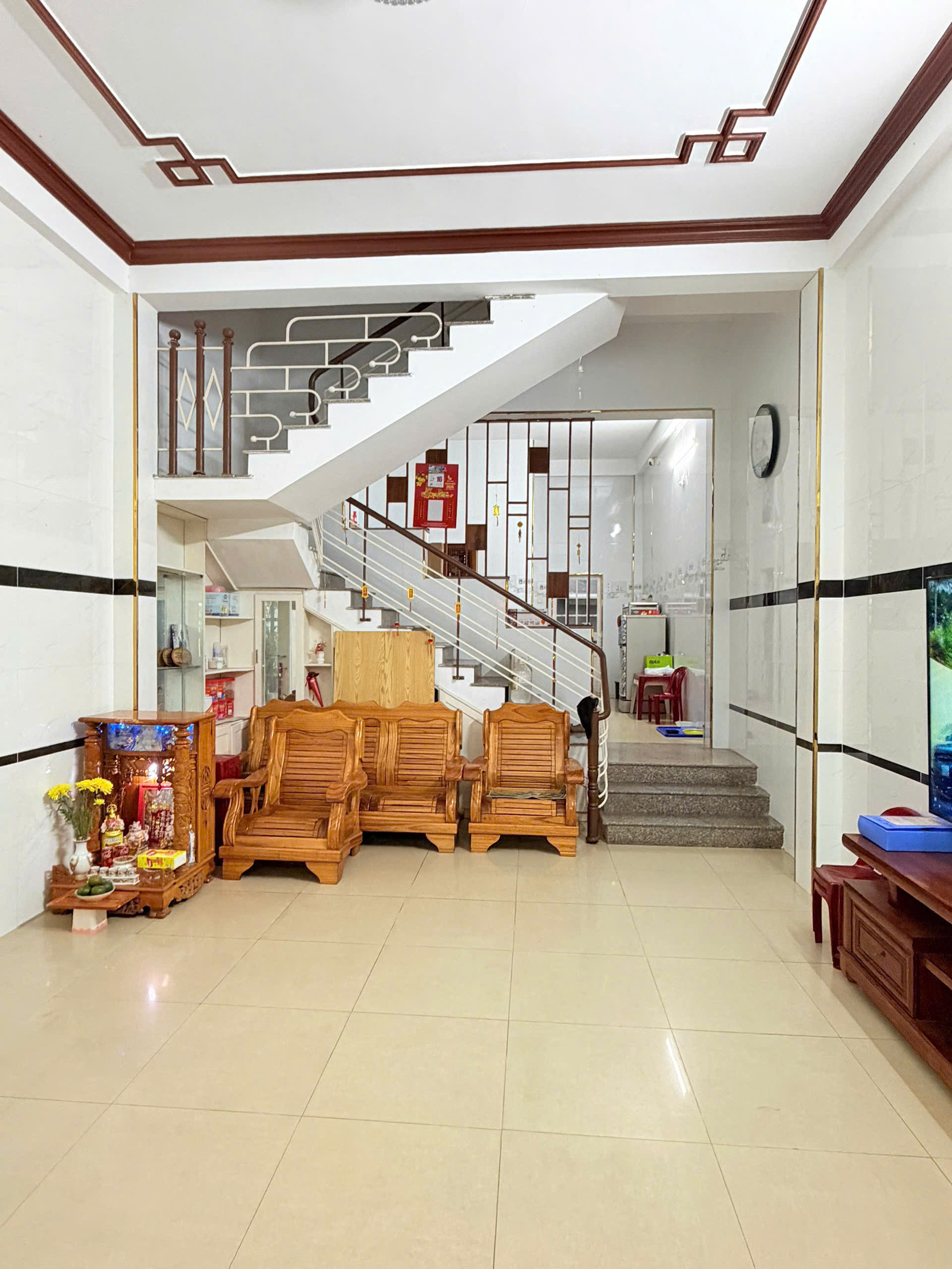 ♣ Đường Ô tô đậu, sát Chợ Kỳ Đồng, 62m2, 2 tầng sạch đẹp, 4.x tỷ