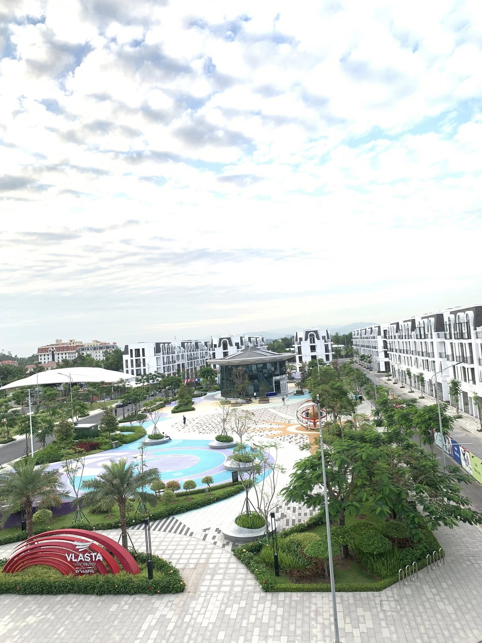 Chấn động thị trường BĐS Hải Phòng,nhà 4 tầng dt 87m2,đường trước nhà 15m ngay trung tâm Núi Đèo,cạnh tổ hợp giáo dục,trung tâm thể thao,tổ hợp y tế.Mà giá chỉ hơn 6 tỷ