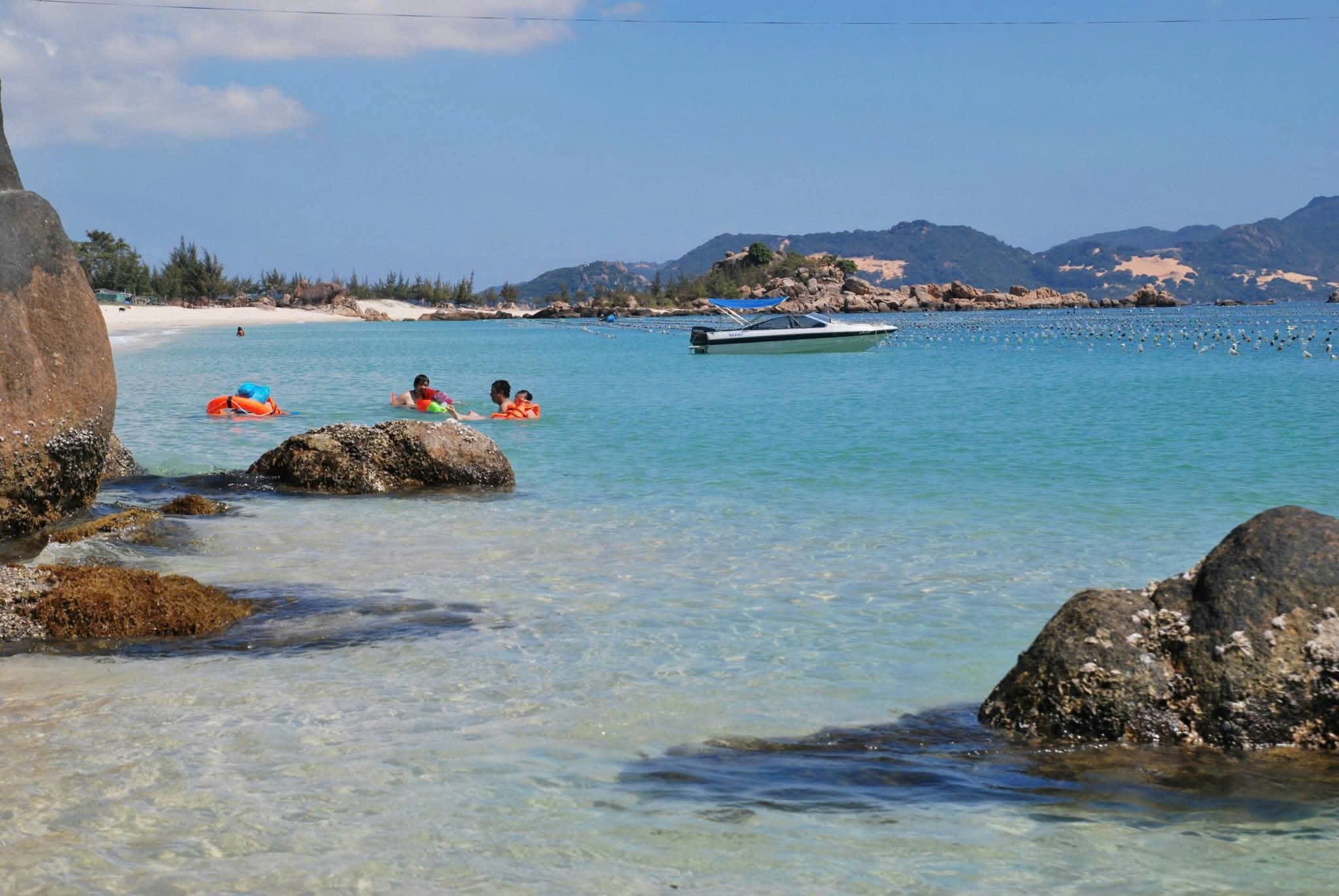 ĐẦU TƯ SINH LỜI–CHÍNH CHỦ CẦN BÁN VILLA ĐẢO HOA VÀNG TẠI Thôn Bình Lập , xã Nam Cam Ranh, Khánh Hòa