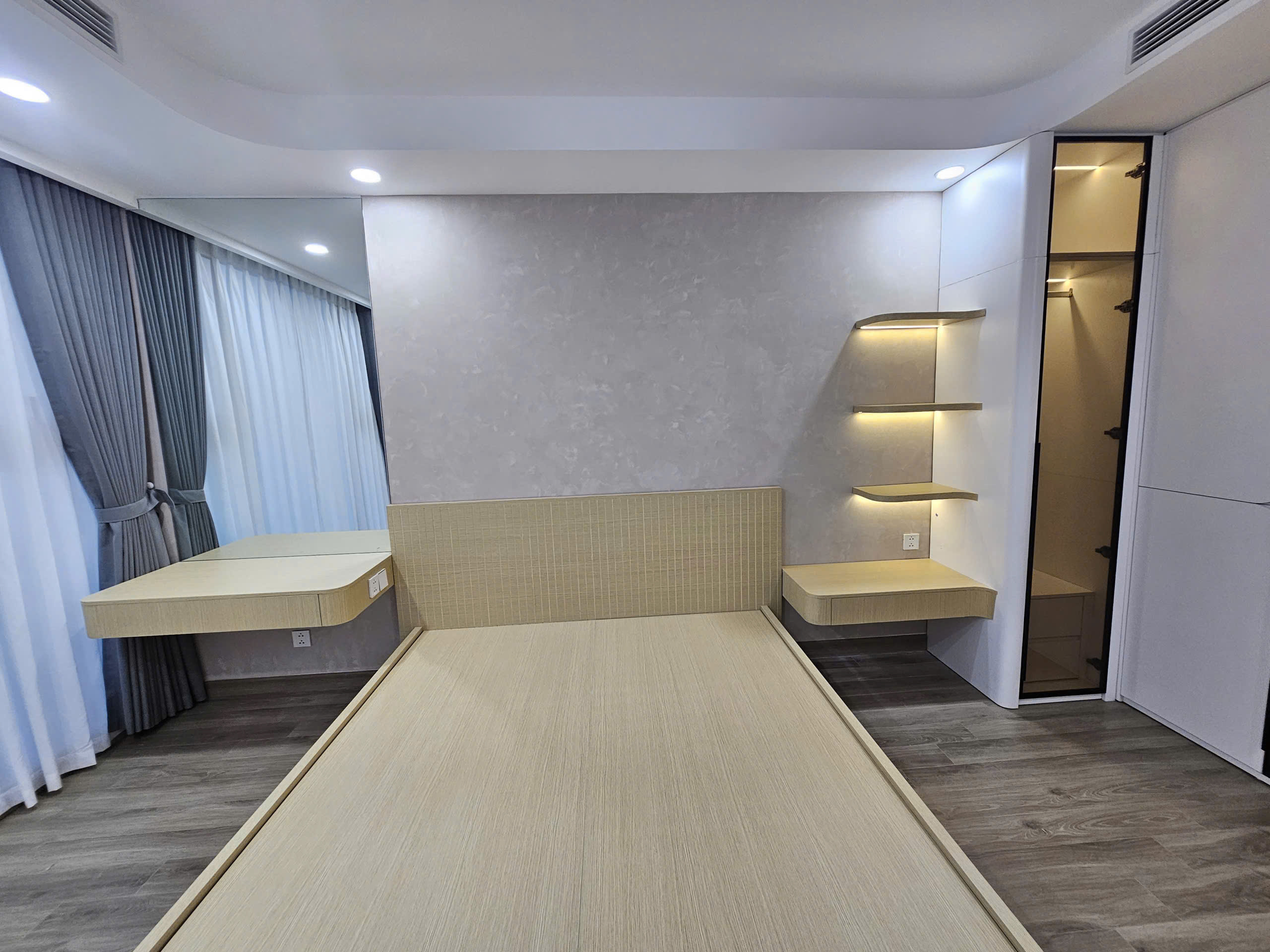 CHÍNH CHỦ CHO THUÊ CĂN HỘ CAO CẤP TẠI TÒA ENDLESS SKYLINE WESTLAKE, PHƯỜNG PHÚ THƯỢNG, QUẬN TÂY HỒ, HÀ NỘI - 3 PHÒNG NGỦ, 2 WC