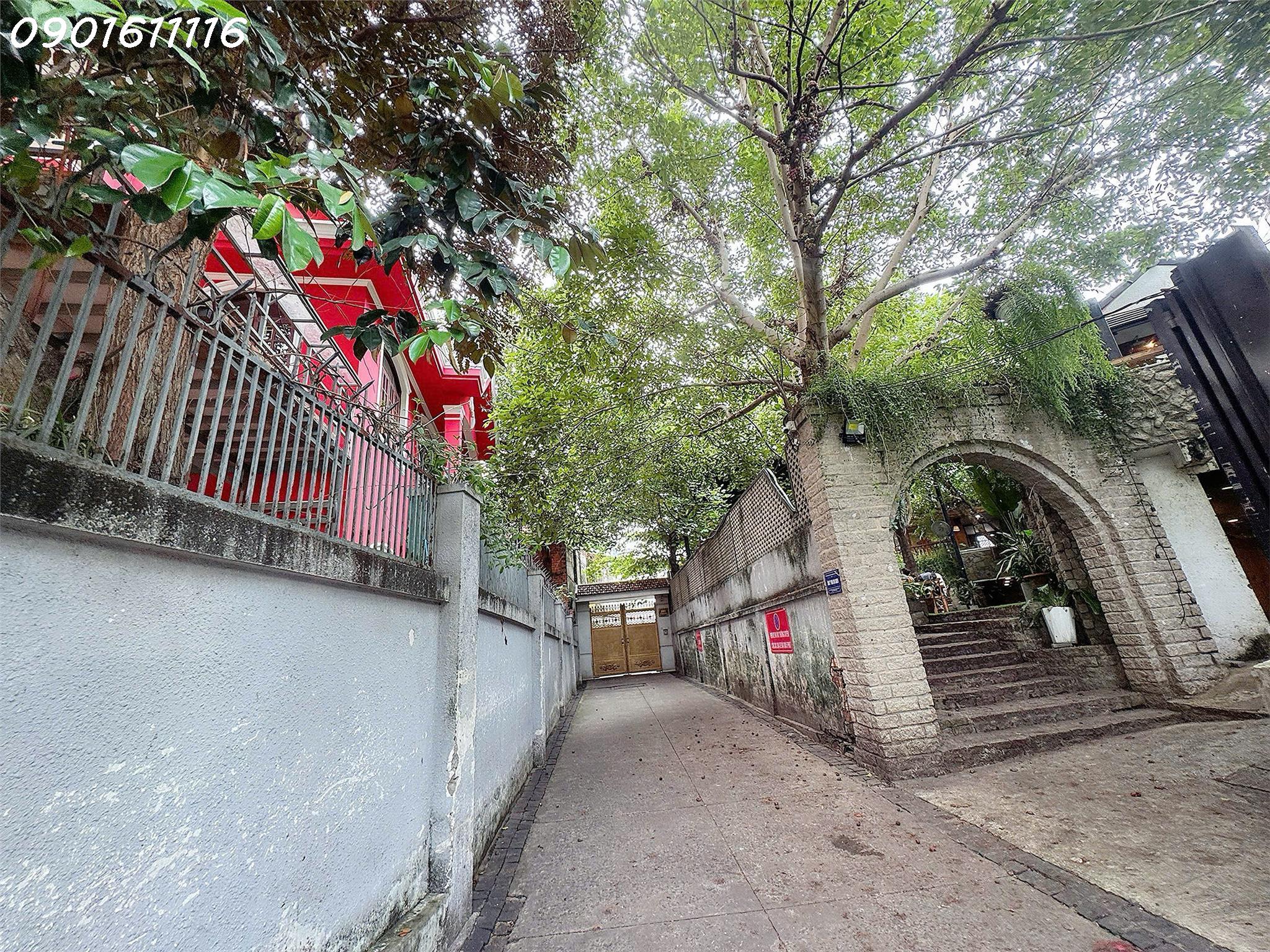 ĐỘC TÔN CHÀO BÁN - BIỆT THỰ ĐỎ Đ.NAM KỲ KHỞI NGHĨA, QUẬN 3 - HÀNG XÓM BIỆT THỰ NHÀ ÔNG PHAN VĂN KHẢI SIÊU ĐỈNH * Liên hệ GIANG GIANG: 093.86.76.685