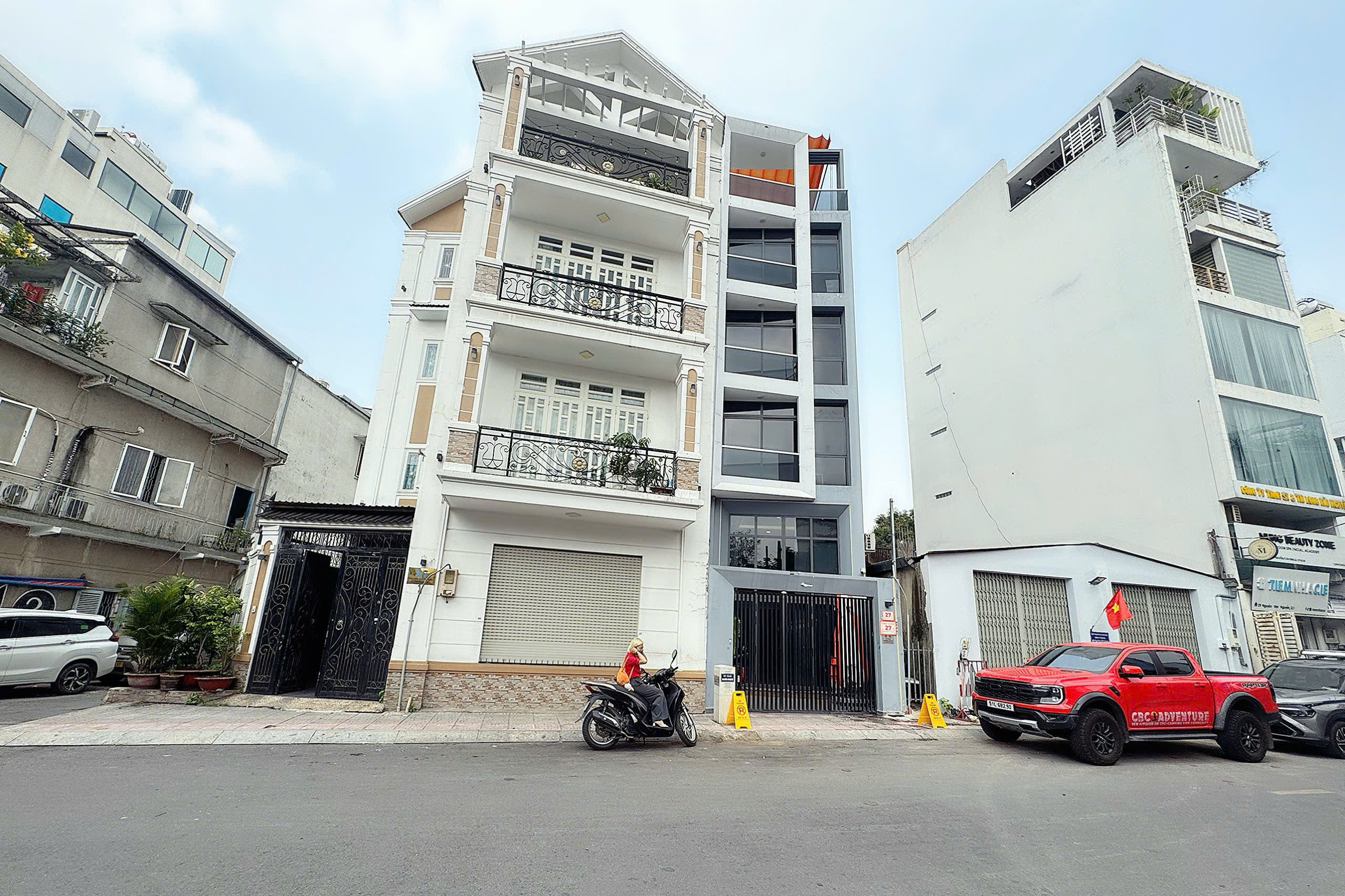 CHÍNH CHỦ BÁN TÒA NHÀ 6 TẦNG - MT KINH DOANH Đ. NGUYỄN VĂN NGUYỄN, QUẬN 1* Liên hệ GIANG GIANG: 093.86.76.685