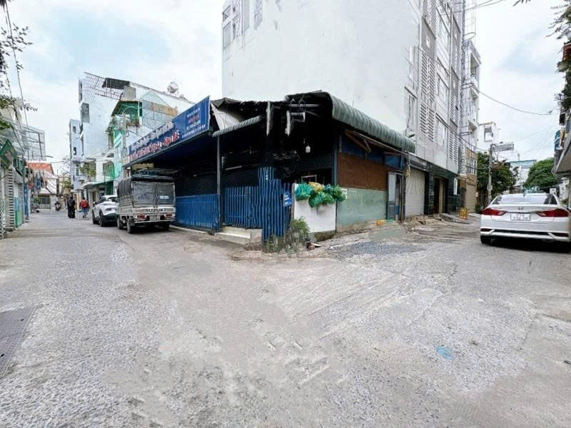 Bán nhà 2 Mặt tiền Hẻm Bùi Hữu Nghĩa - Chợ bà Chiểu, 6,7x15m, Cấp 4, GPXD 7T  15,5 Tỷ.