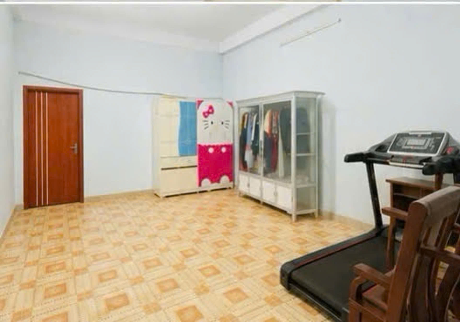 Bán Nhà Phường  Phú  Thọ Hòa  Tân Phú  Hẻm Xe Hơi Tránh Có Vĩa Hè Gần 100m2 Ngang  5m   Nhỉnh 9 Xíu