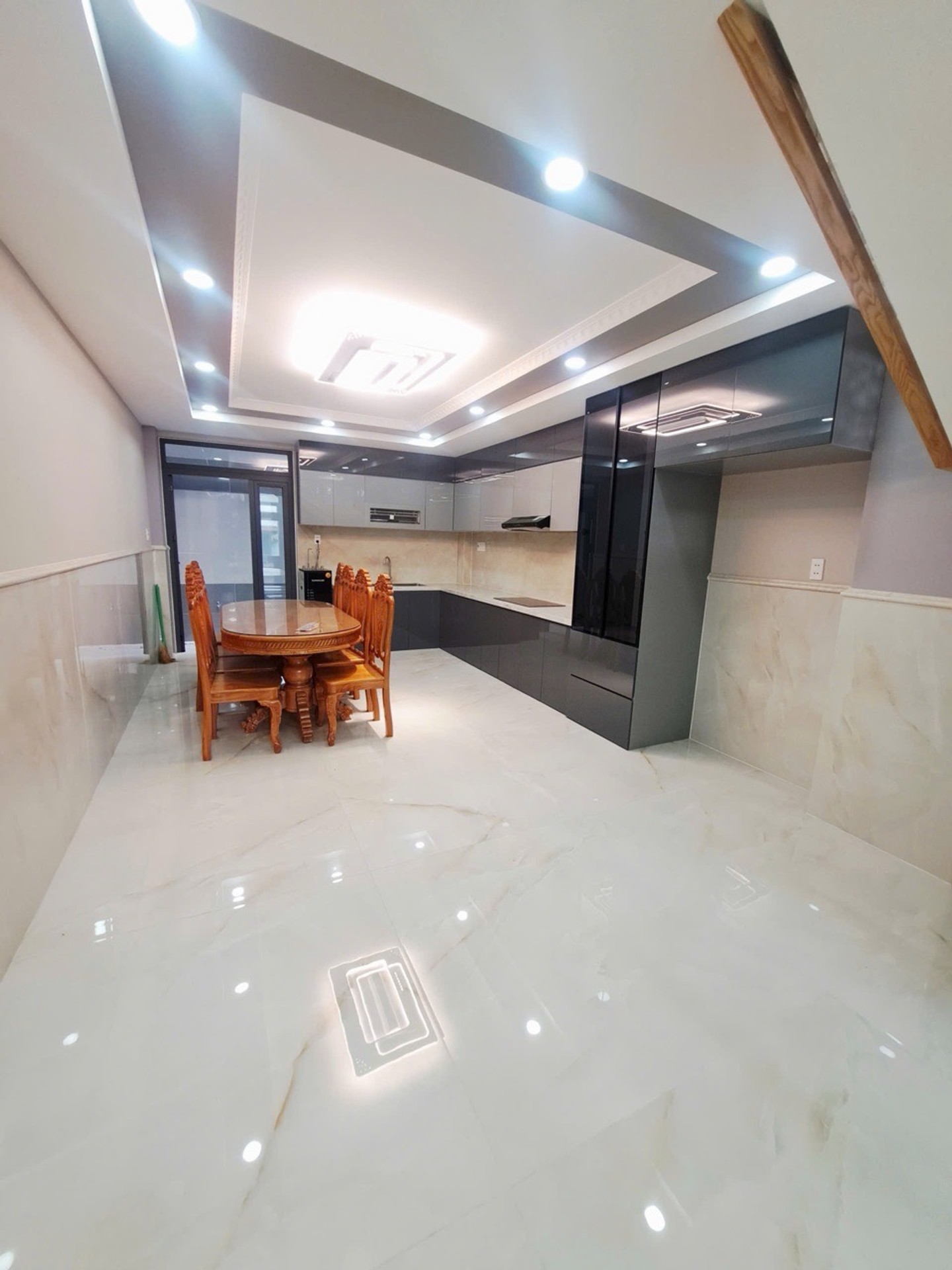 Bán Nhà Tân Phú Thoai Ngọc Hầu 70m2 6 Tầng Thay Máy Xịn Đường Nhựa 8m Nhỉnh 11 Tỷ Xíu