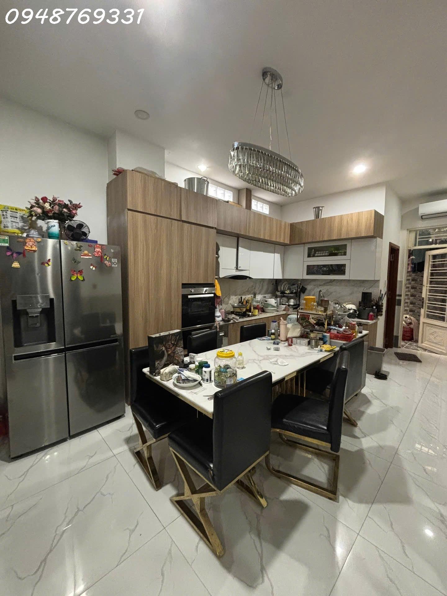 Bán nhà Bùi Minh Trực P5 Q8 – 83m² – 3 tầng – 8,5 T-0948769331