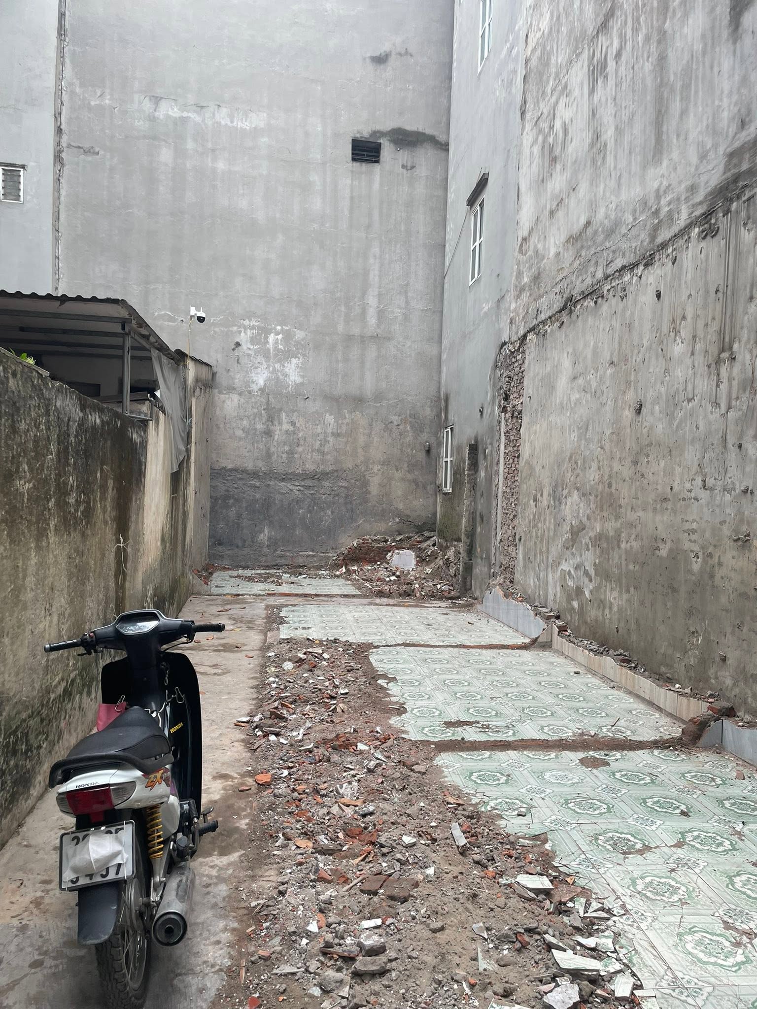 ĐẤT HIẾM MỄ TRÌ THƯỢNG, VUÔNG ĐẸP NHƯ TỜ A4, NGÕ NÔNG GẦN PHỐ, XÂY CCMN CỰC ĐỈNH, 62M² MT 4,5M NHỈNH 9 TỶ