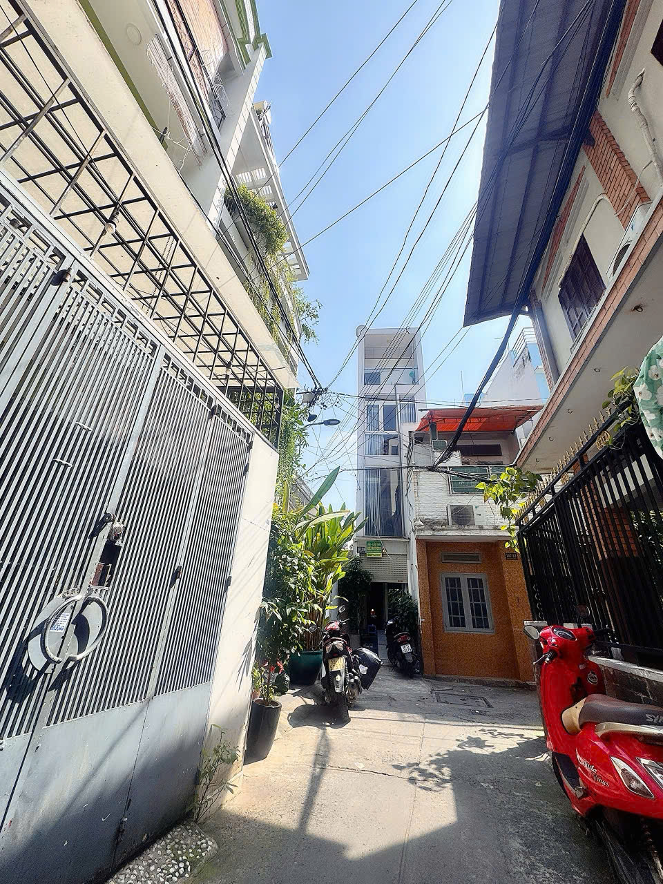 BÁN NHÀ 2 TẦNG HXH Đ.CÔ GIANG, P.CÔ GIANG, QUẬN 1 - DT 58M2 - VỊ TRÍ VIP HIẾM NHÀ BÁN - KHU VỰC KINH DOANH ĐA NGÀNH* LIÊN HỆ GIANG GIANG: 093.86.76.685
