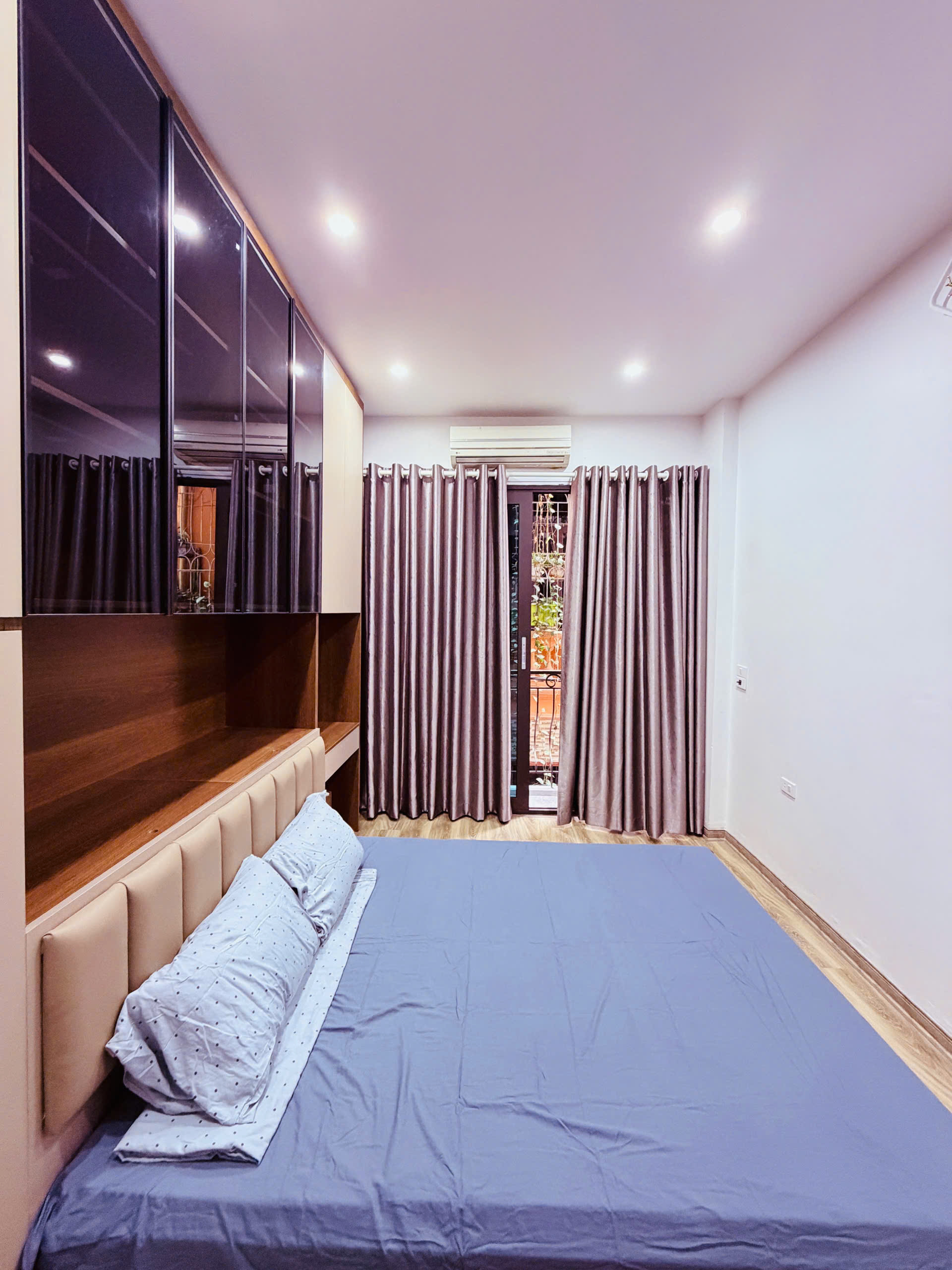 Nhà vị trí đẹp 604 đường Ngọc Thuỵ - Long Biên.