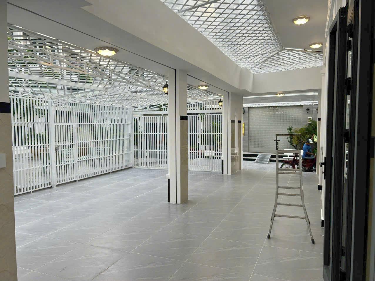 NHÀ GÓC 2 MẶT THOÁNG, 12X12M, HẺM XE HƠI HUỲNH TẤN PHÁT, 8.8 TỶ