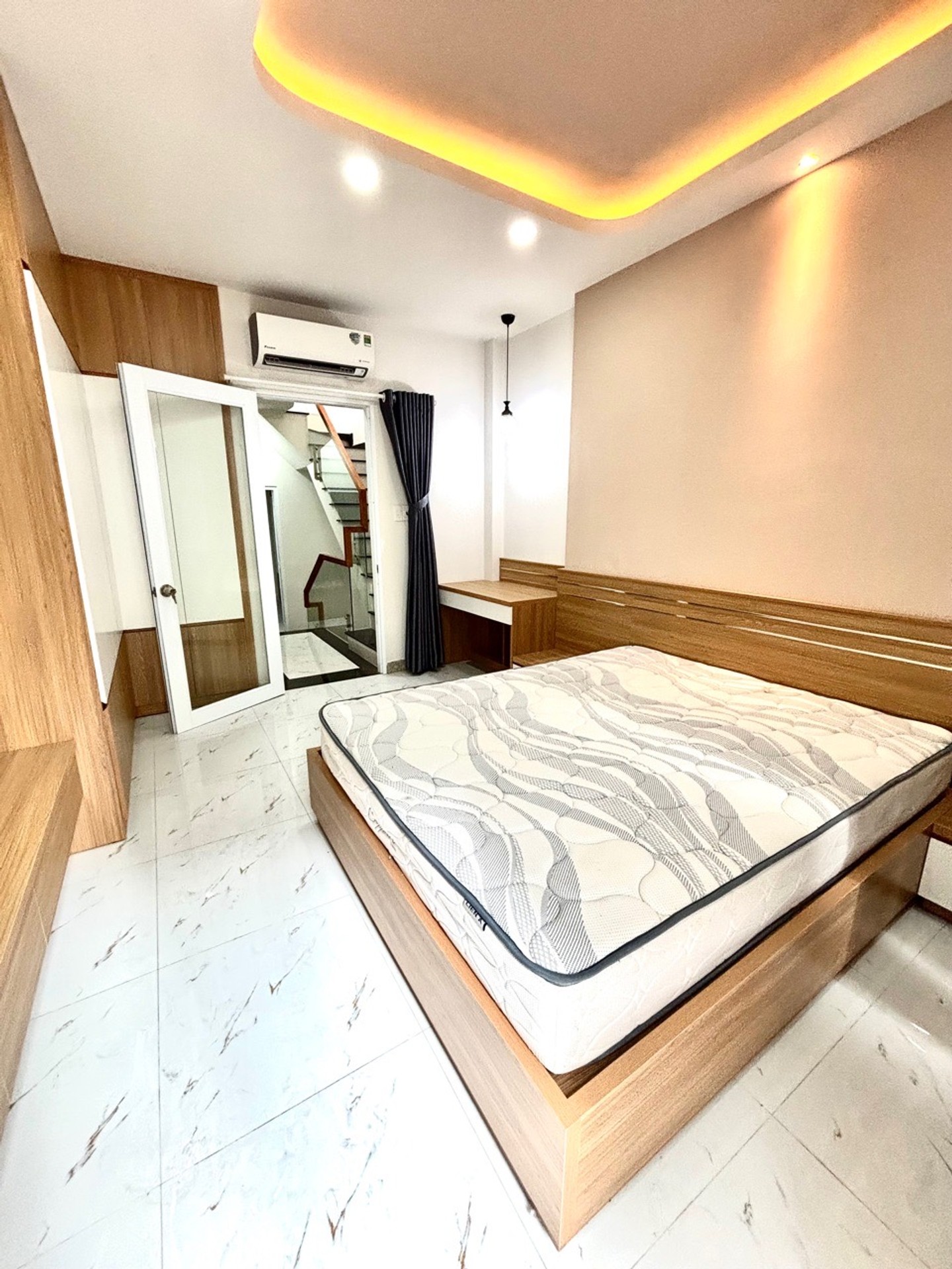 Nhà đường Hoà Bình(Tân Phú)