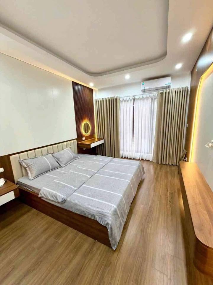BÁN NHÀ ĐÌNH THÔN 35M², 6 TẦNG, Ô TÔ ĐỖ CỬA, NHÀ ĐẸP Ở LUÔN, CHỈ 10 TỶ