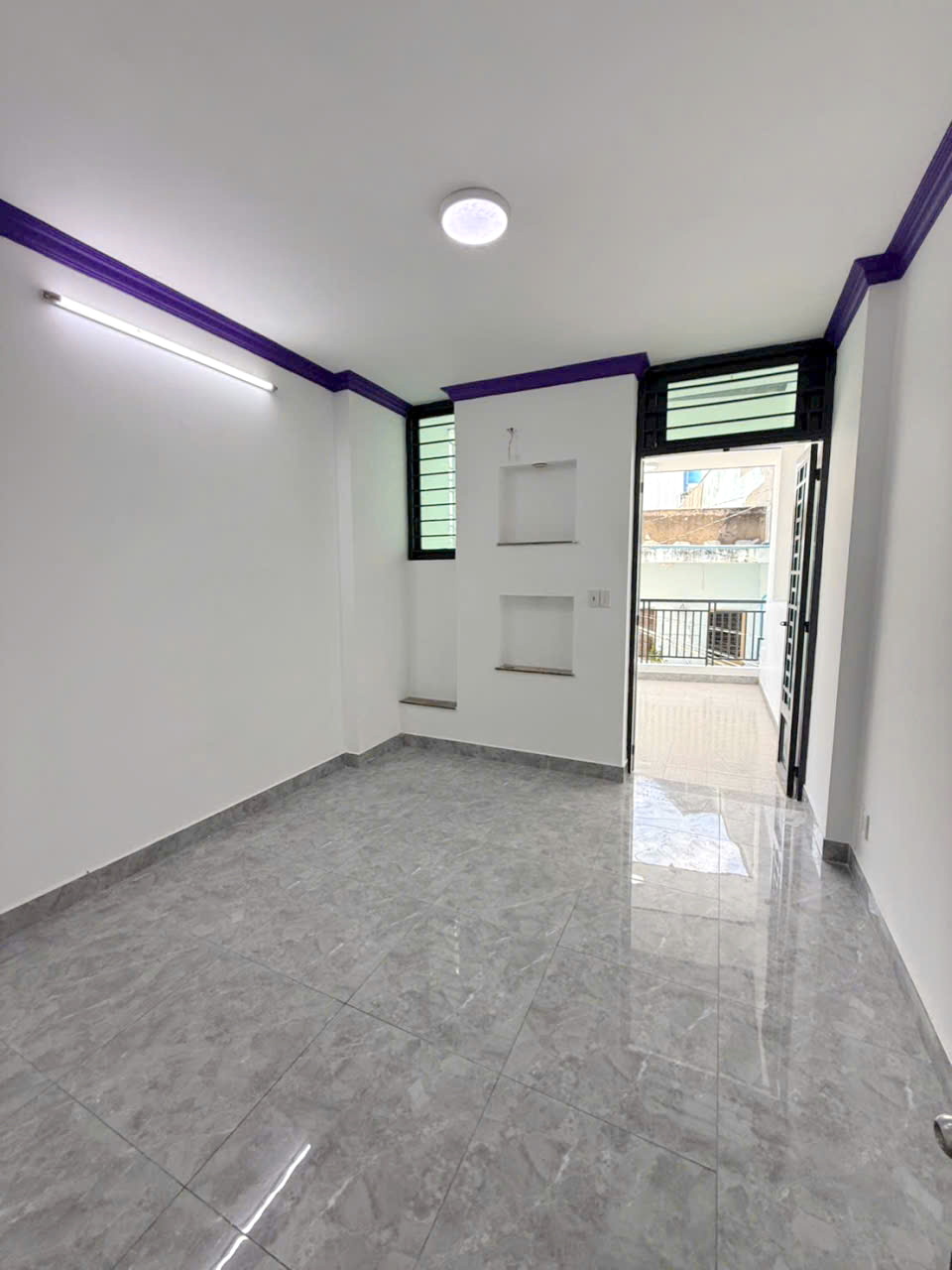 Nhà mới 55m2 1 lầu/3PN hẻm 181 Âu Dương Lân P2Q8