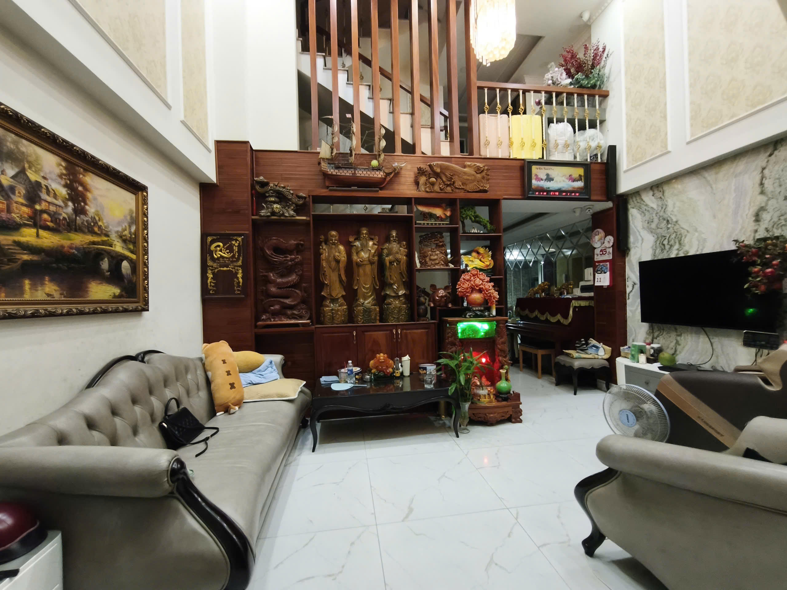 Bán nhà 5 tầng Lê Văn Chí, Linh Trung, Thủ Đức, TP HCM. DT 87m2, 6PN, 7WC. Giá 12,9 tỷ.
