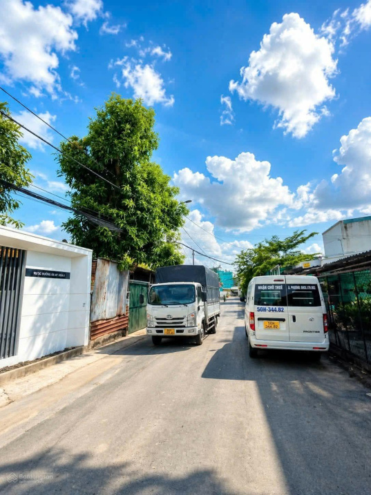 Bán đất tặng nhà, 200m2, 15 tỷ, đường Đông Thạnh 2, SHR