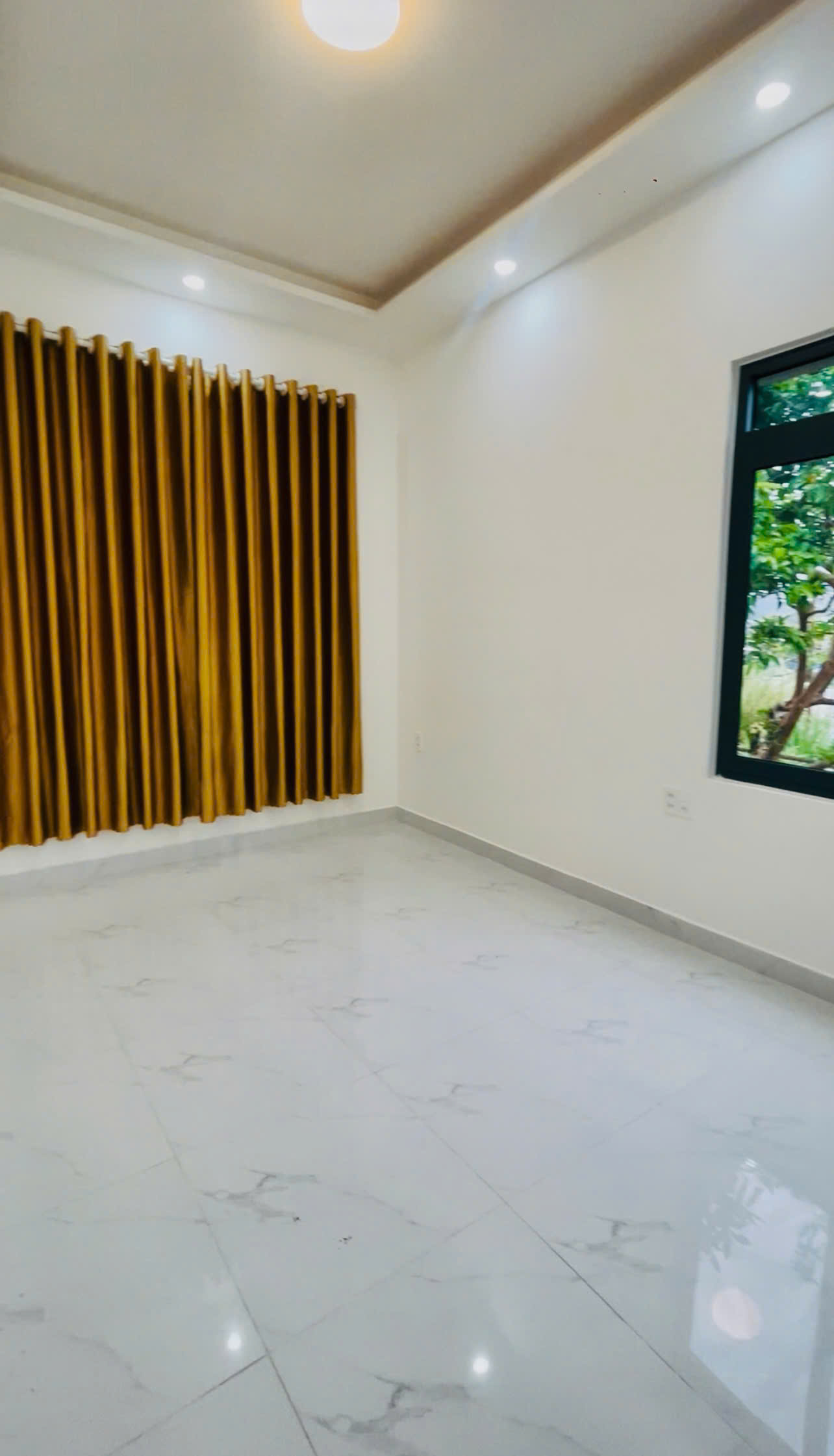 BÁN NHÀ PHỐ 2 TẦNG ĐƯỜNG Ô TÔ KHU AN SƠN, PHƯỜNG XUÂN HƯƠNG (P.4 CŨ) – GIÁ CHỈ 2 TỶ 750
