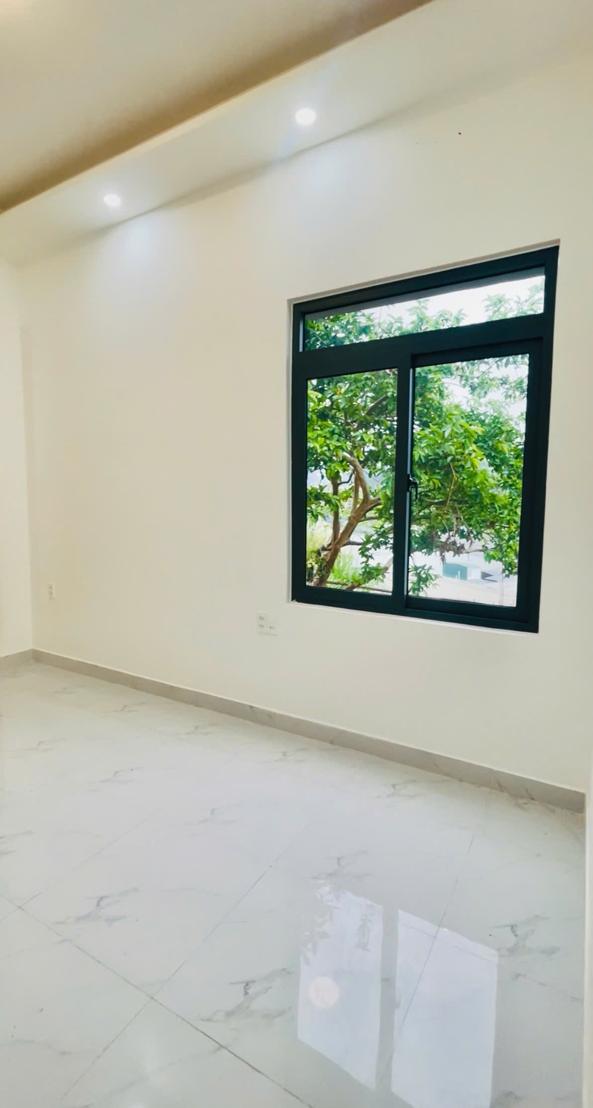 BÁN NHÀ PHỐ 2 TẦNG ĐƯỜNG Ô TÔ KHU AN SƠN, PHƯỜNG XUÂN HƯƠNG (P.4 CŨ) – GIÁ CHỈ 2 TỶ 750