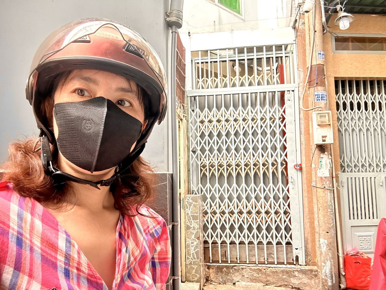 BÁN NHÀ Đ.ĐOÀN VĂN BƠ- 5 TẦNG- TƯƠNG LAI RA MT XE TẢI- LƯU THÔNG TÔN ĐẢN- VĨNH KHÁNH- NGUYỄN TẤT THÀNH.