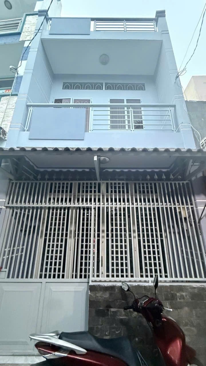 NHÀ ĐẸP BÌNH TÂN - GIÁP QUẬN 6- HẺM 4M - SỔ HỒNG RIÊNG  - 3,TỶ NHỈNH