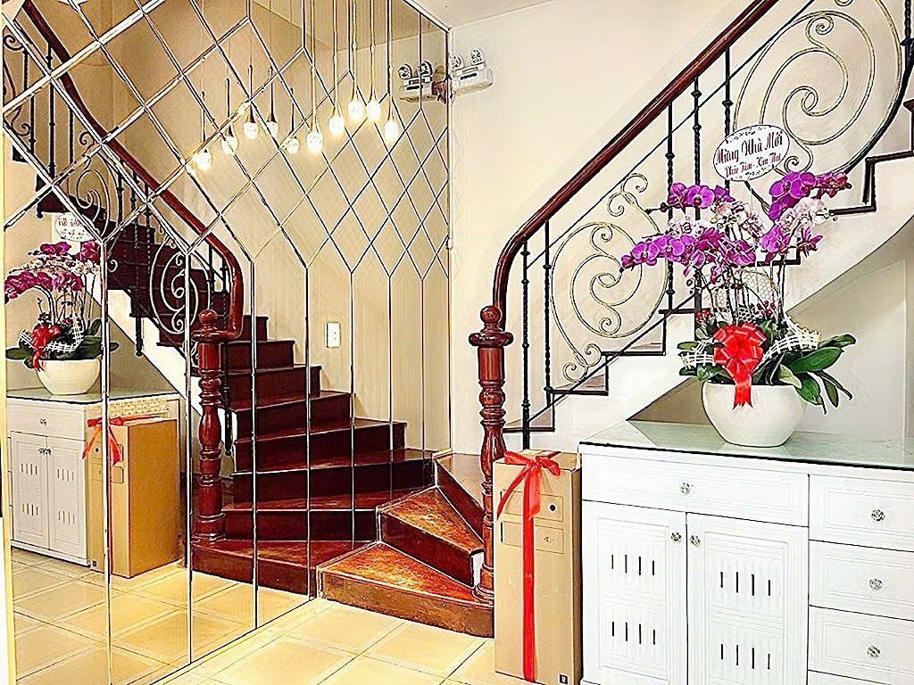 HIẾM - BÁN BIỆT THỰ KIẾN TRÚC PHÁP Đ.ĐẶNG DUNG, QUẬN 1 - DT ĐẸP 7M*8M - XUNG QUANH VIP NHÀ CAO TẦNG ĐỒNG BỘ* LIÊN HỆ GIANG GIANG: 093.86.76.685