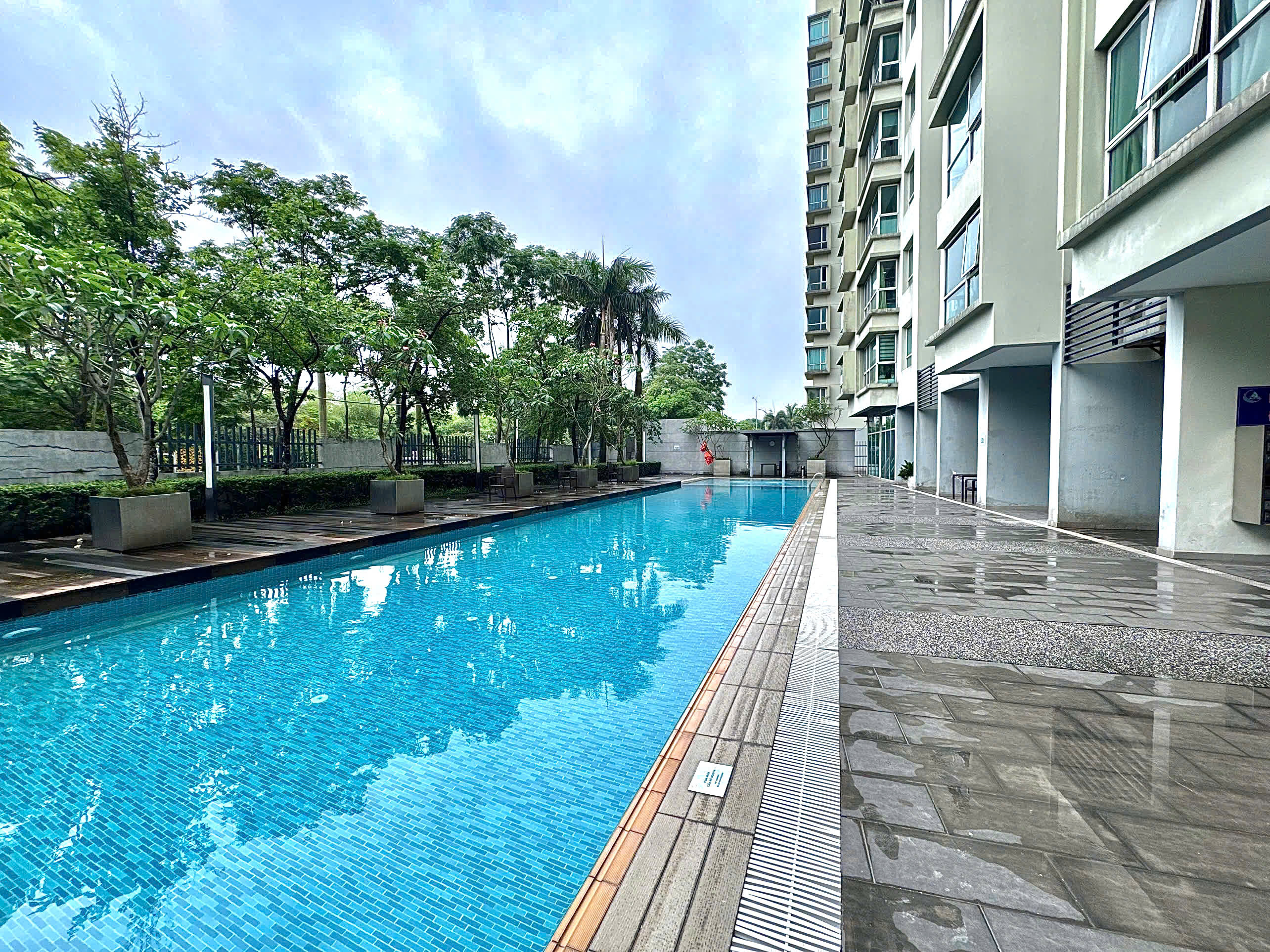 BÁN CĂN GÓC 120M² - 3PN ĐẸP TẠI HÀ NỘI GARDEN CITY