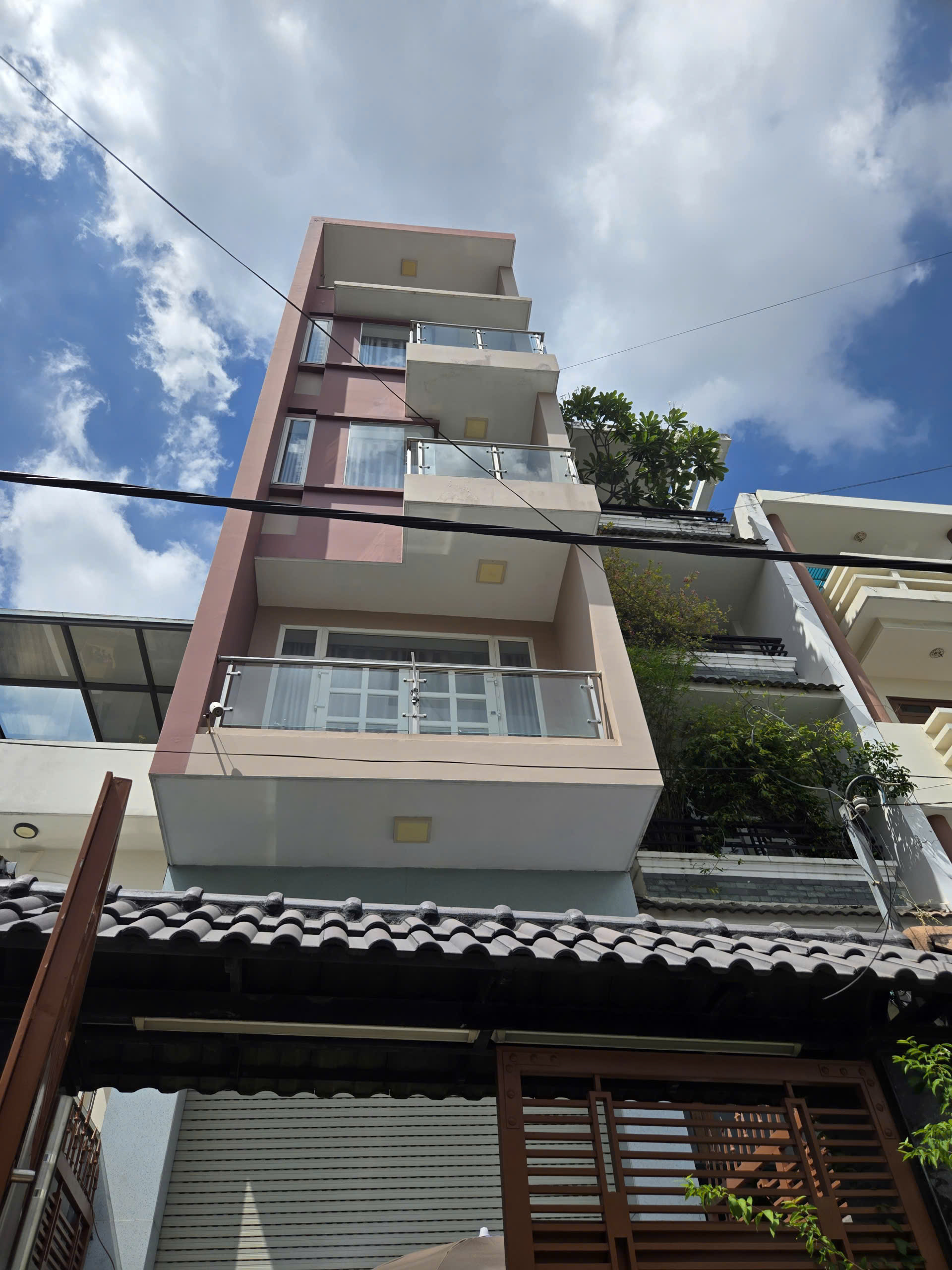 Nhà 6 Tầng Khu Trung Tâm Quận 7 Giá 22 Tỷ