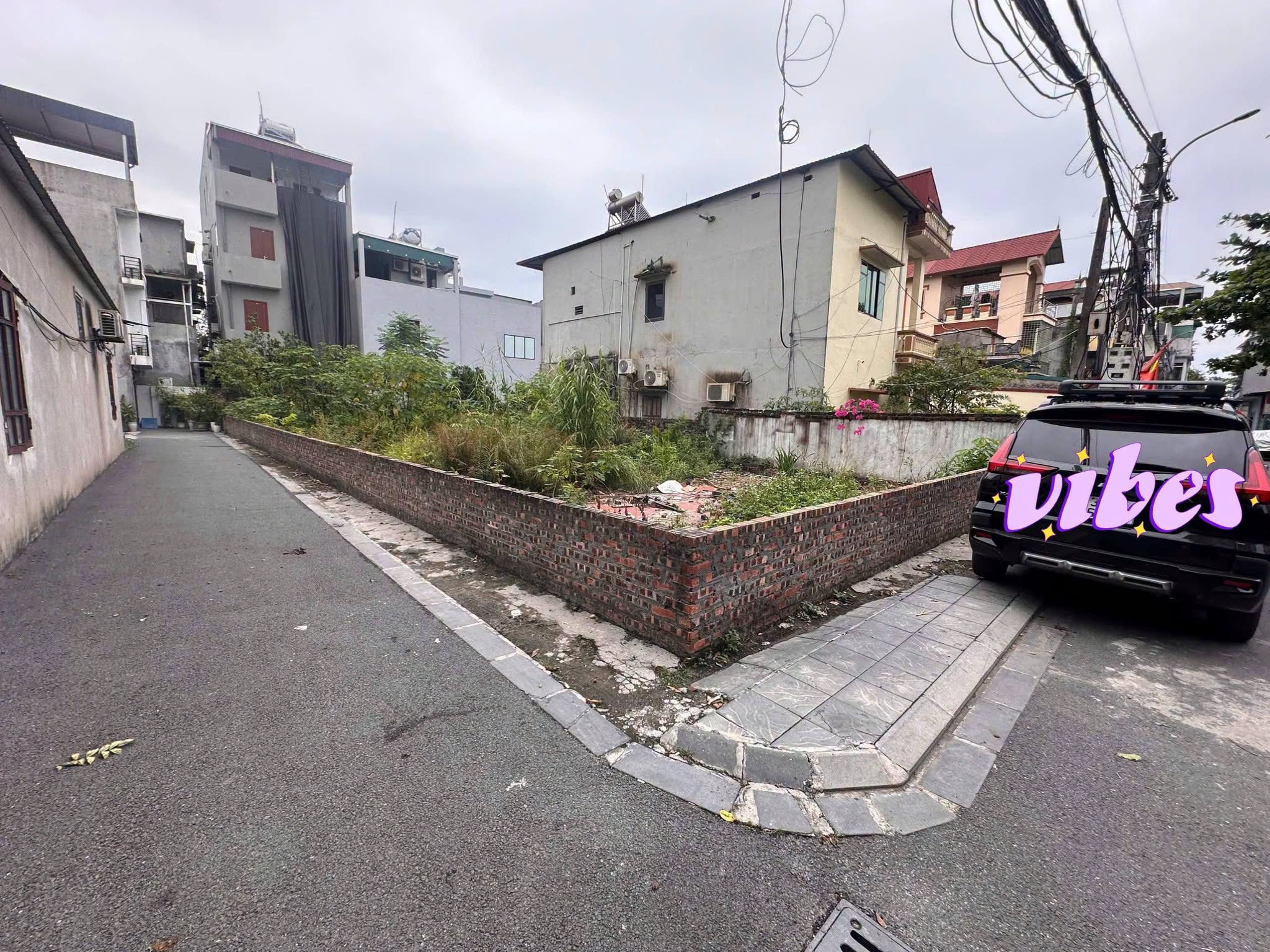 Bác nào tìm đất nhiều vườn ít thổ.
207m2, mt11m, 13.x tỷ, TT Đông Anh.
