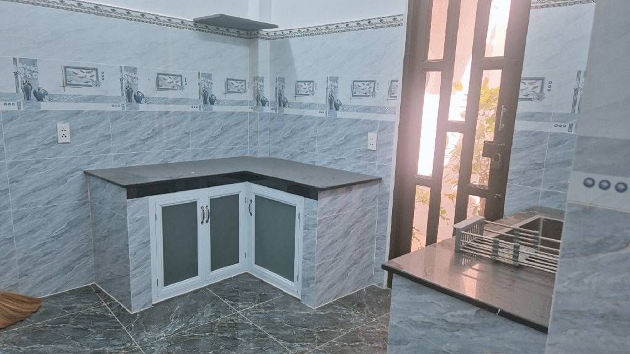 [KH022*] Nhà ngang 6m bề thế sát Chợ Cầu - Quang Trung, chỉ 5.x tỷ!