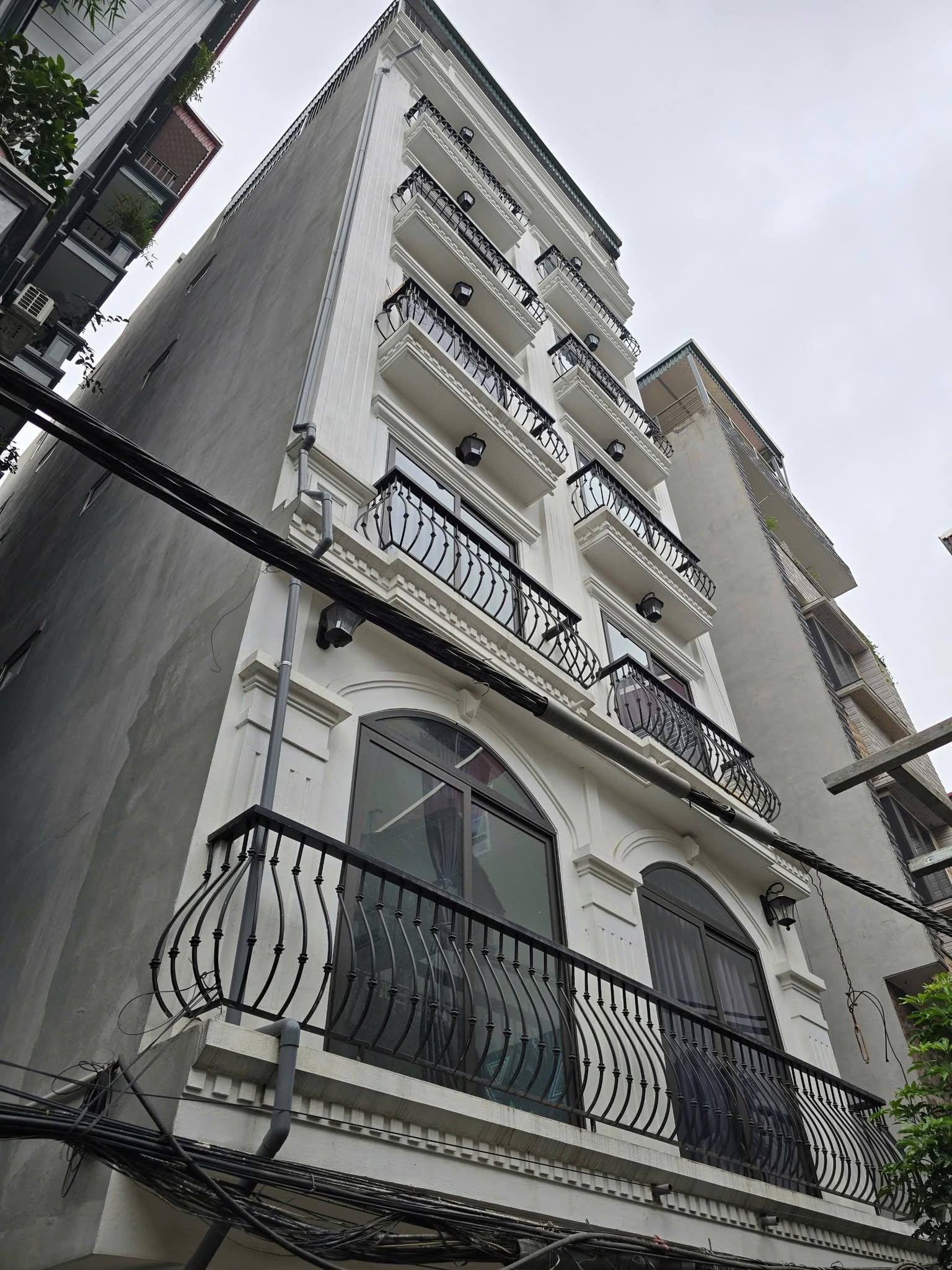 Về quê bán nhà Ngọc Lâm 9 tỷ 50m ô tô,Long Biên