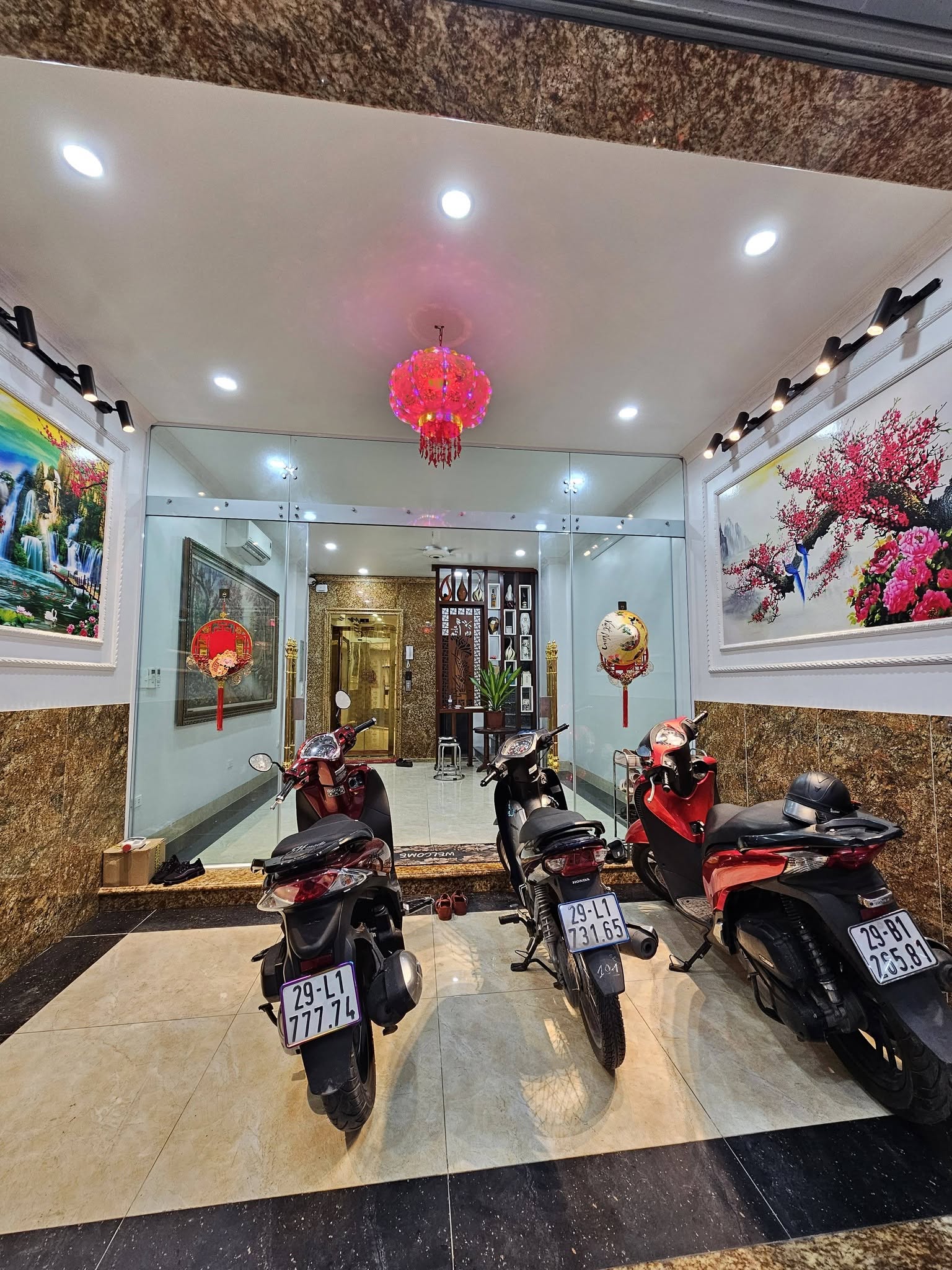 Cần tiền rao bán Nguyễn Sơn Long biên 8 tỷ 50m,gần phố