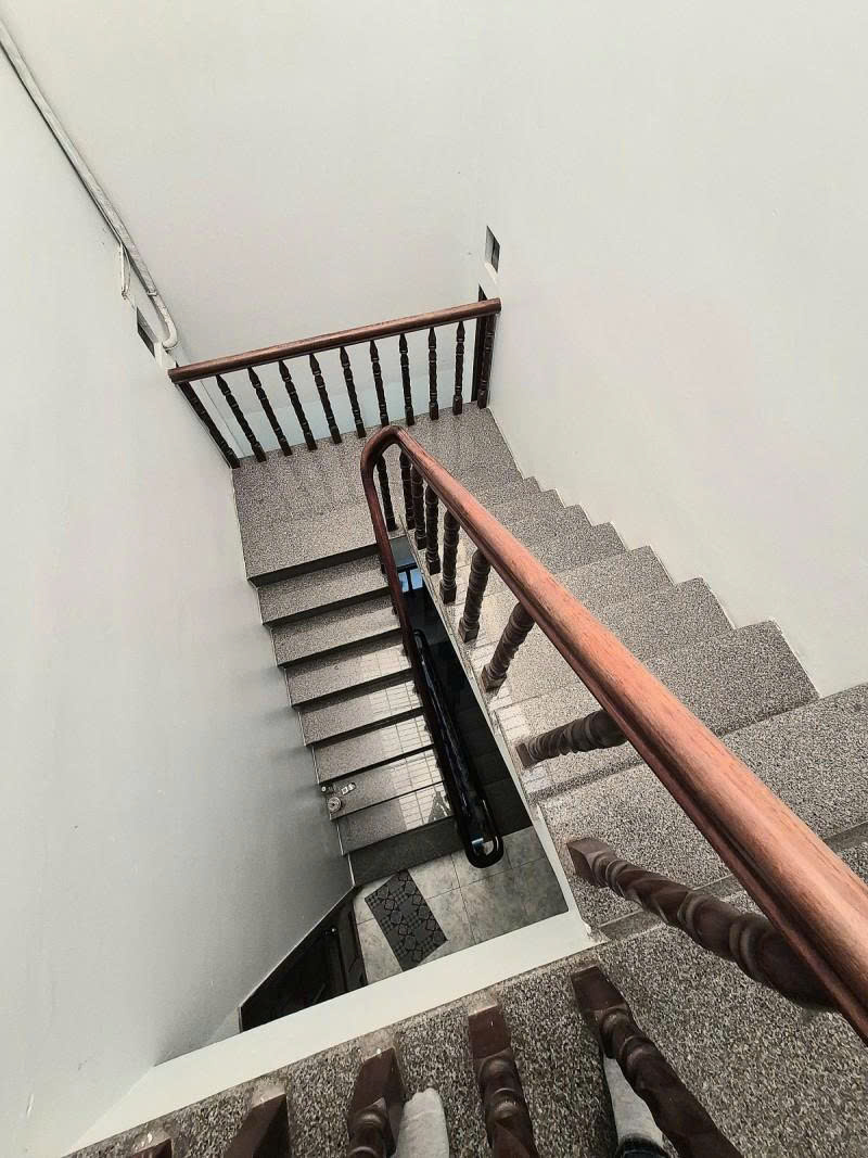 Bán nhà Mặt tiền C12 - giao Cộng Hòa, gần Ga Metro, 5x20m, 4 Tầng - 1 đời chủ, 5PN, 30,9 Tỷ.