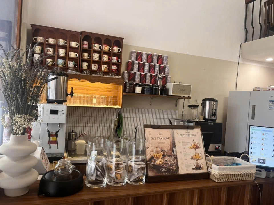 SANG NHƯỢNG QUÁN CAFE MỚI SETUP ĐẸP – VỊ TRÍ VÀNG GẦN NHÀ HÁT LỚN HỒNG BÀNG, HẢI PHÒNG – VÀO KINH DOANH NGAY