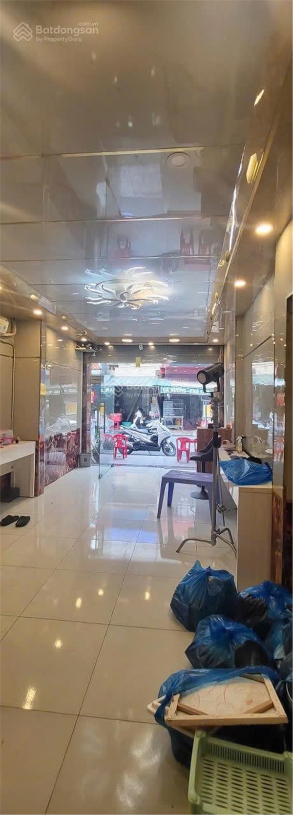HOT HOT – CHÍNH CHỦ CẦN BÁN NHÀ MẶT TIỀN KINH DOANH Tại 170 NGUYỄN THƯỢNG HIỀN, P.4, Q.3, TP.HCM