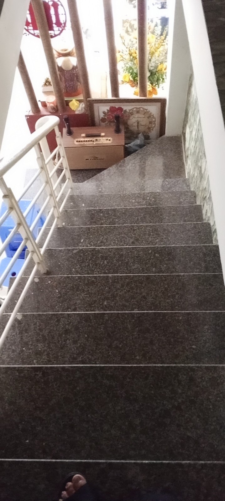 ► Góc Mặt Tiền Tiểu La, Trục chính 10.5m, 40m2, ngang 5m, 2.5 tầng, 8.x tỷ