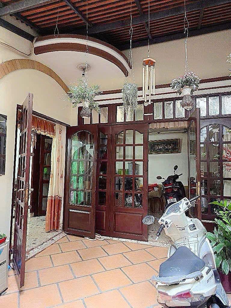 BÁN BIỆT THỰ 4 TẦNG KIẾN TRÚC PHÁP - HXH Đ.LÊ VĂN SỸ, QUẬN 3 - DT ĐẸP 6M*10M* LIÊN HỆ GIANG GIANG: 093.86.76.685
