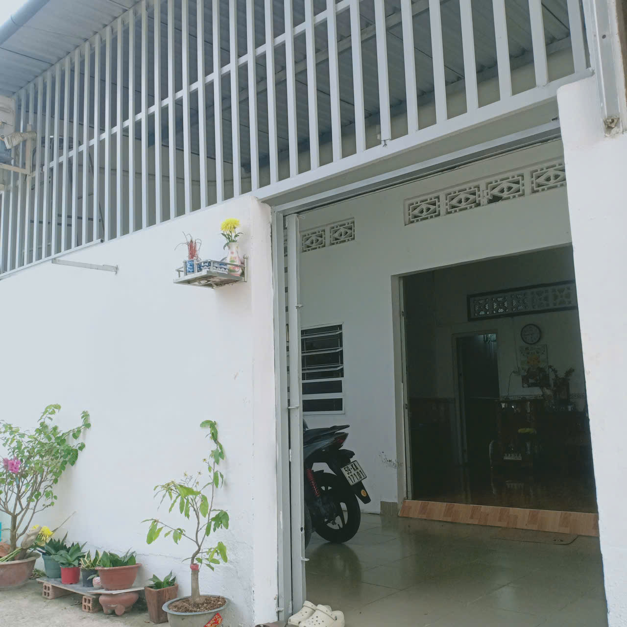 BÁN GẤP NHÀ GIÁ TỐT TẠI BÌNH CHÁNH – CHỈ 980 TRIỆU, DỌN VÀO Ở NGAY
