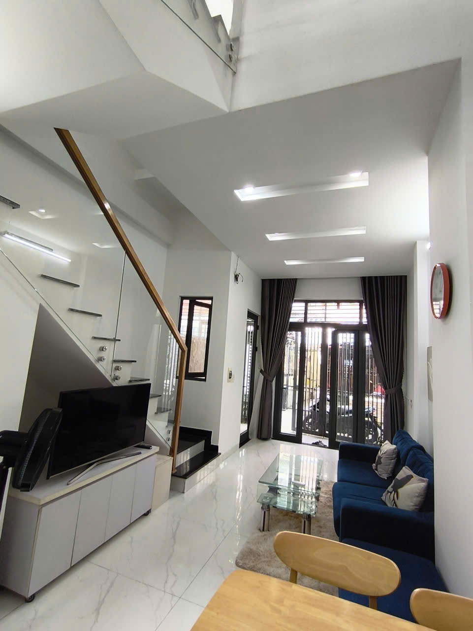 ♣ Nhà kiệt Phạm Văn Nghị, 3 tầng đúc, chủ xây ở, còn như mới, 4 tỷ nhỉnh