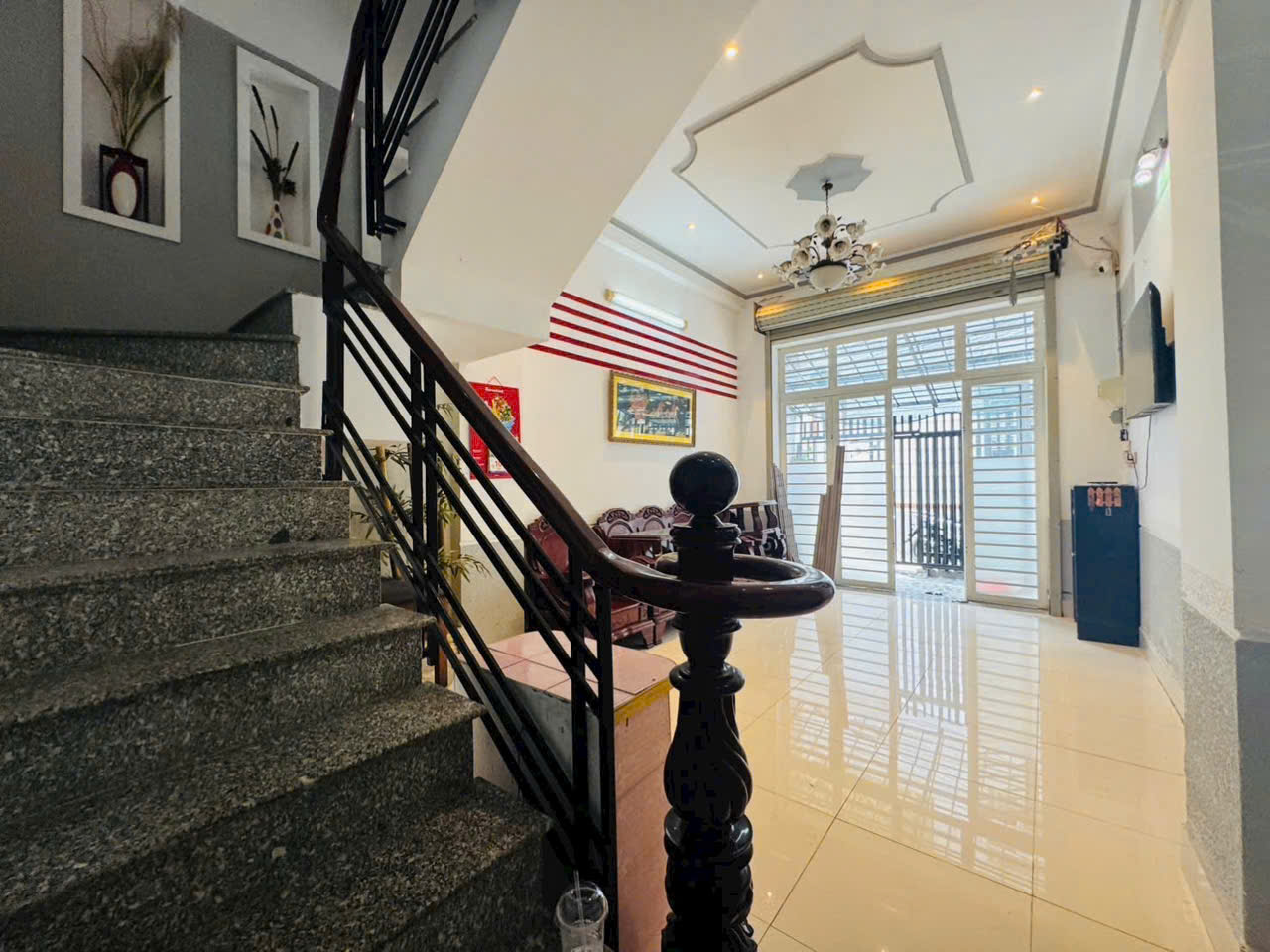 17. Nhà 2 lầu full nội thất – Giá chỉ 7 triệu Võ Trường Toản