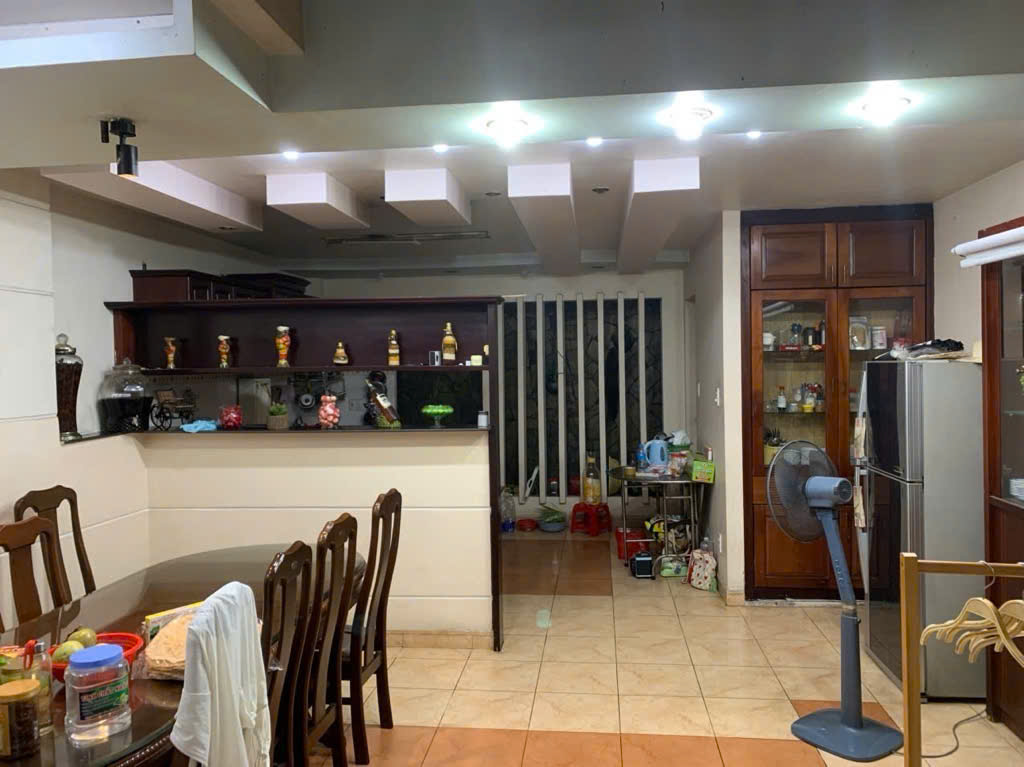 Bán Nhà Nguyễn Thế Truyện khu  Toàn Cao tầng Tân Sơn Nhì 118m2  Ngang 5.2m  4 Tầng  Hẻm Xe Hơi Nhỉnh 15 Tỷ