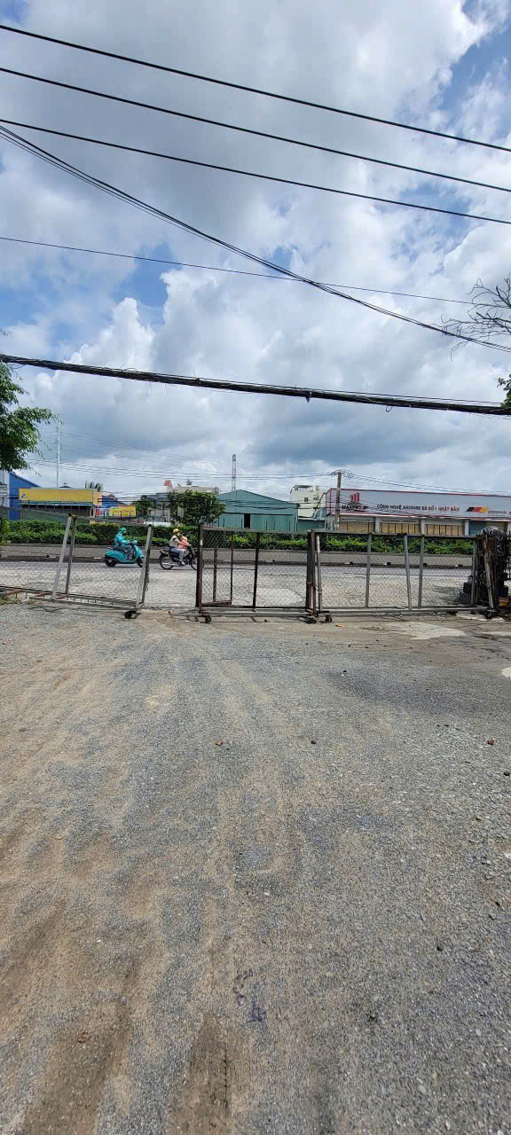 SIÊU PHẨM KHỦNG 2.595m2 ĐẤT - 3 MẶT TIỀN ĐỖ MƯỜI (QL1A) – QUẬN 12