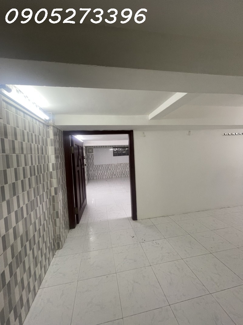 Bán Căn Hộ Tầng Trệt – Vị Trí Vàng Ngay Bên Chợ Thị Nghè / Sát Ngã Tư Hàng Xanh - Giá 4.35 tỷ
