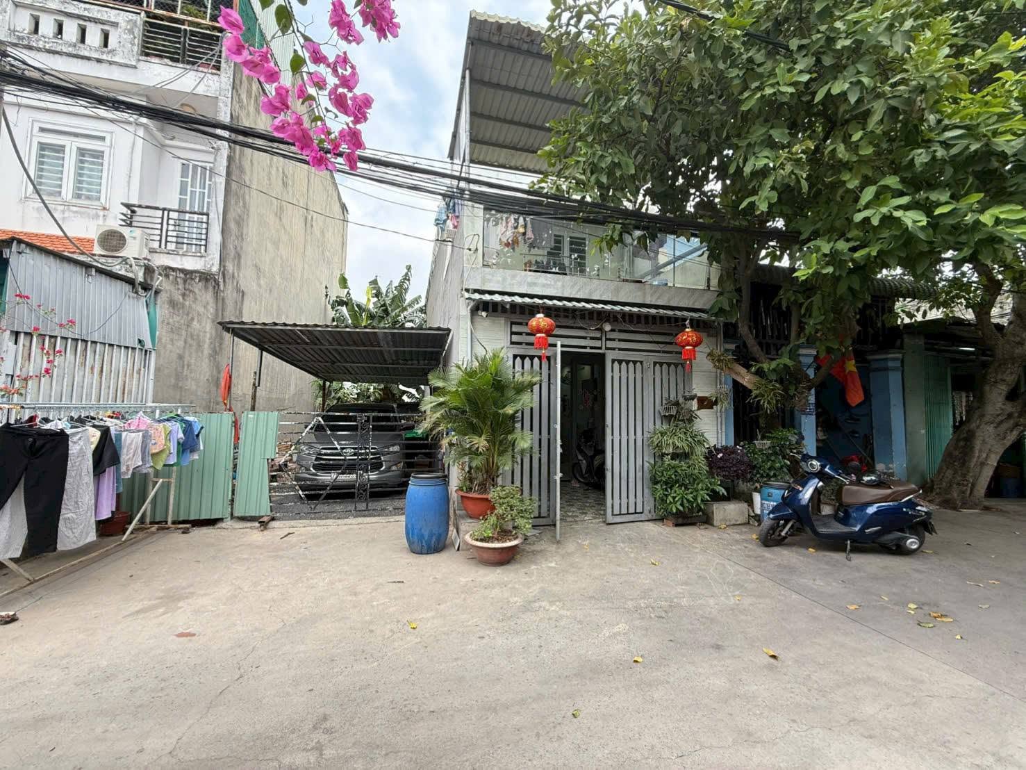 NHÀ HẺM XE HƠI THÔNG HIỆP THÀNH - SÁT NGUYỄN ẢNH THỦ -Q12 - 4MX17M - GIÁ 4,15 TỶ THƯƠNG LƯỢNG.