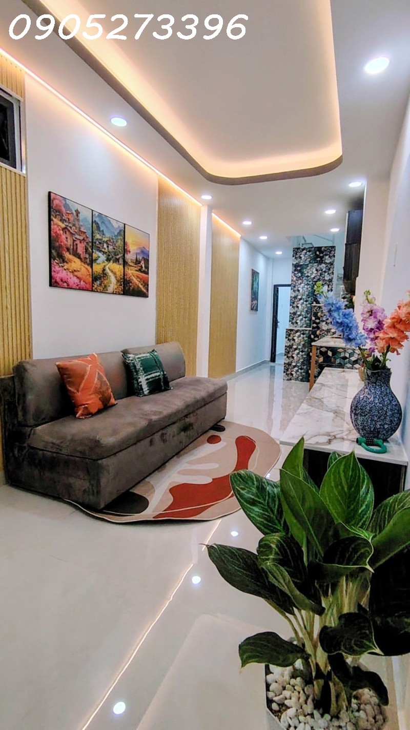NGAY ĐẠI HỌC VĂN LANG- P11 - BÌNH THẠNH - 32M2 NỞ HẬU 3 PN (PN TRỆT) - NHỈNH 4 TỶ.