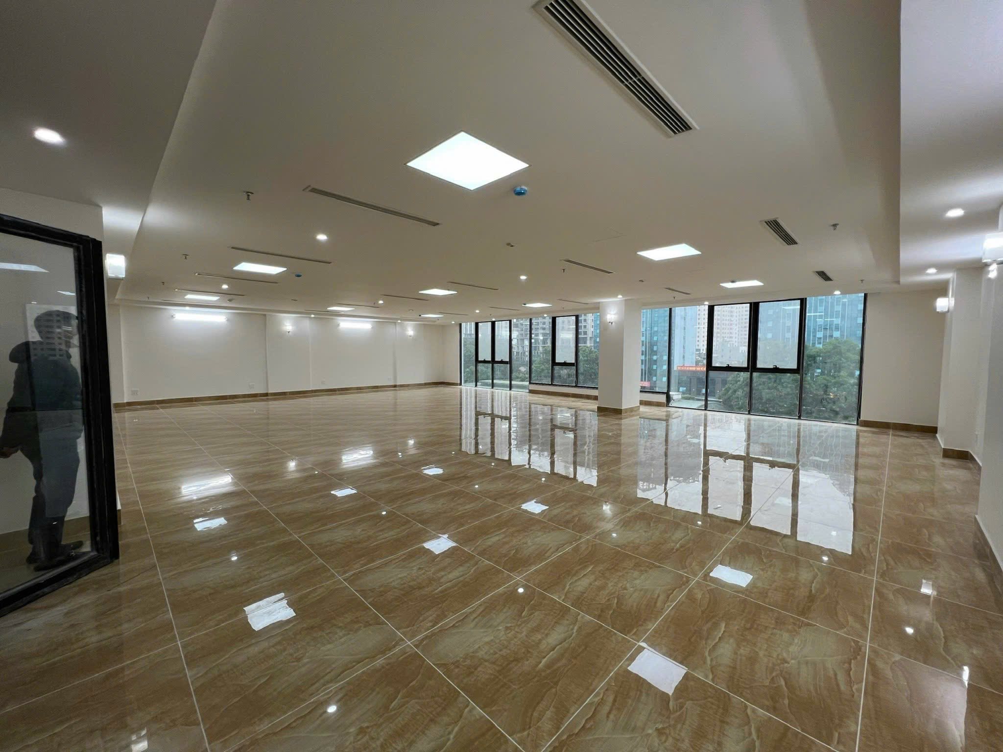 🔅 BÁN TÒA VĂN PHÒNG MẶT PHỐ HOÀNG NGÂN 401M2 10 TẦNG MT 17M, CHỈ 310 TỶ 🔅