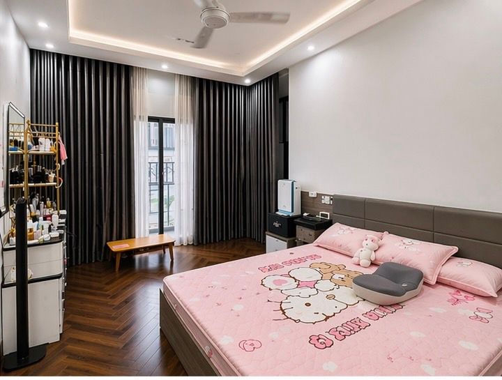 BÁN NHÀ VIỆT HƯNG 80M2- 6 TẦNG THANG MÁY- Ô TÔ TRÁNH ĐỖ- 2X TỶ