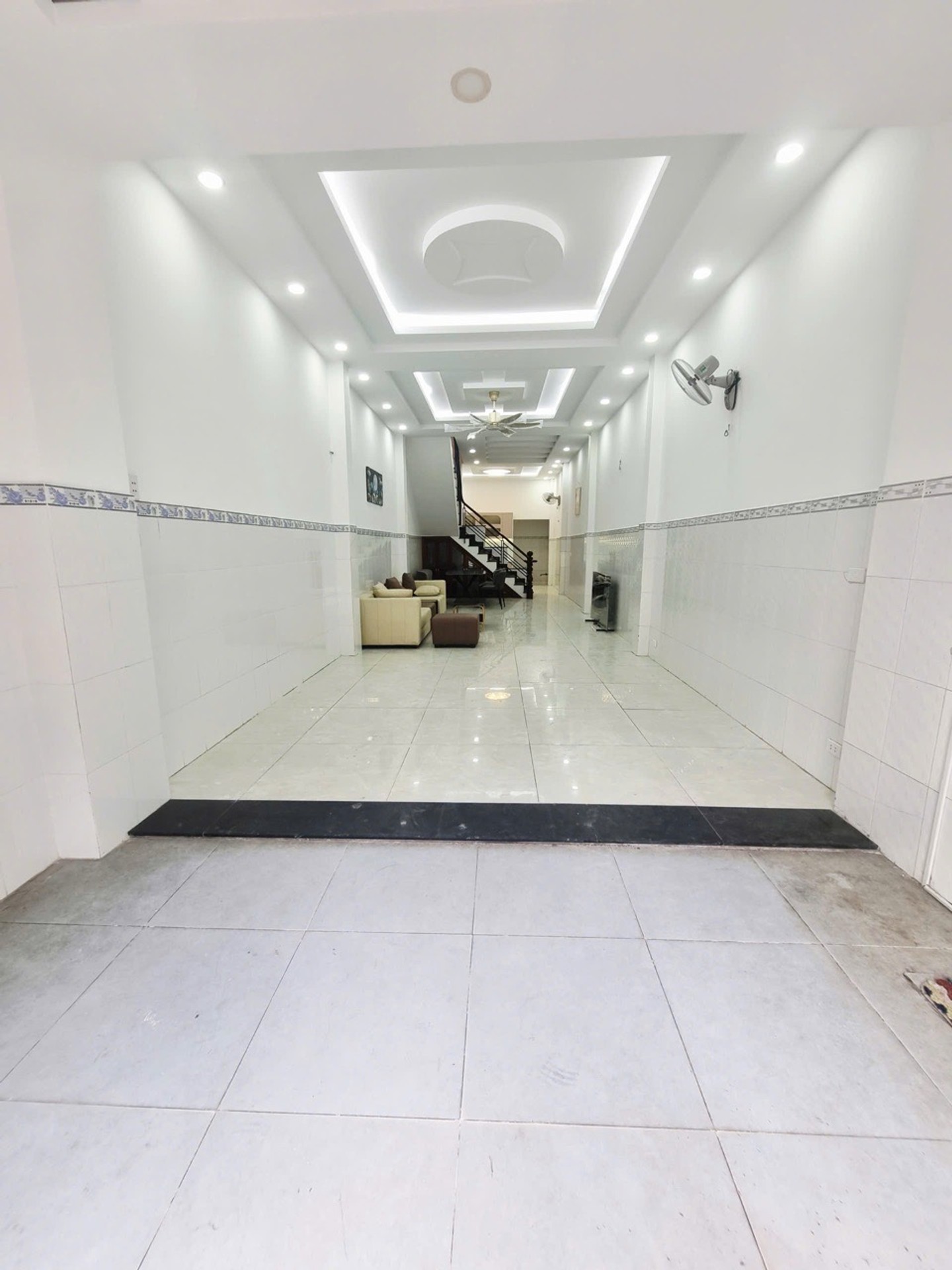 MẶT TIỀN KINH DOANH NHÁNH LÂM THỊ HỐ - 80m2 - 3 TẦNG - HÀNG XÓM VỚI HIỆP THÀNH CITY - ĐỦ TIỆN ÍCH KHÔNG THIẾU CHI - 6.6 TỶ TL
