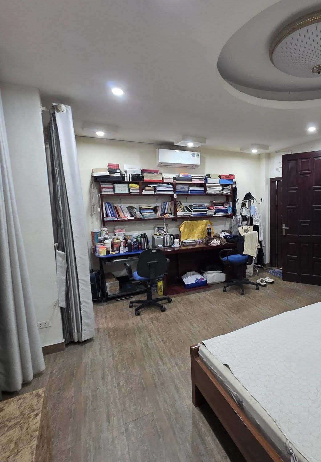 Bán nhà phố Trần Nhân Tông, 77m2, 7 tầng thang máy, giá 54 tỷ, mới đẹp, kinh doanh đỉnh