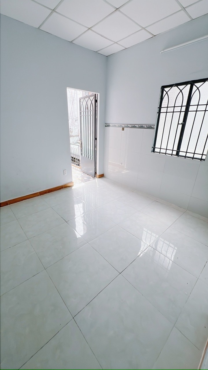 BÁN NHÀ GẦN NGAY MT Đ.KHÁNH HỘI- CĂN GÓC 45M2- CHỈ 4.7T- LƯU THÔNG TÔN THẤT- BẾN VÂN ĐỒN- HOÀNG DIỆU.