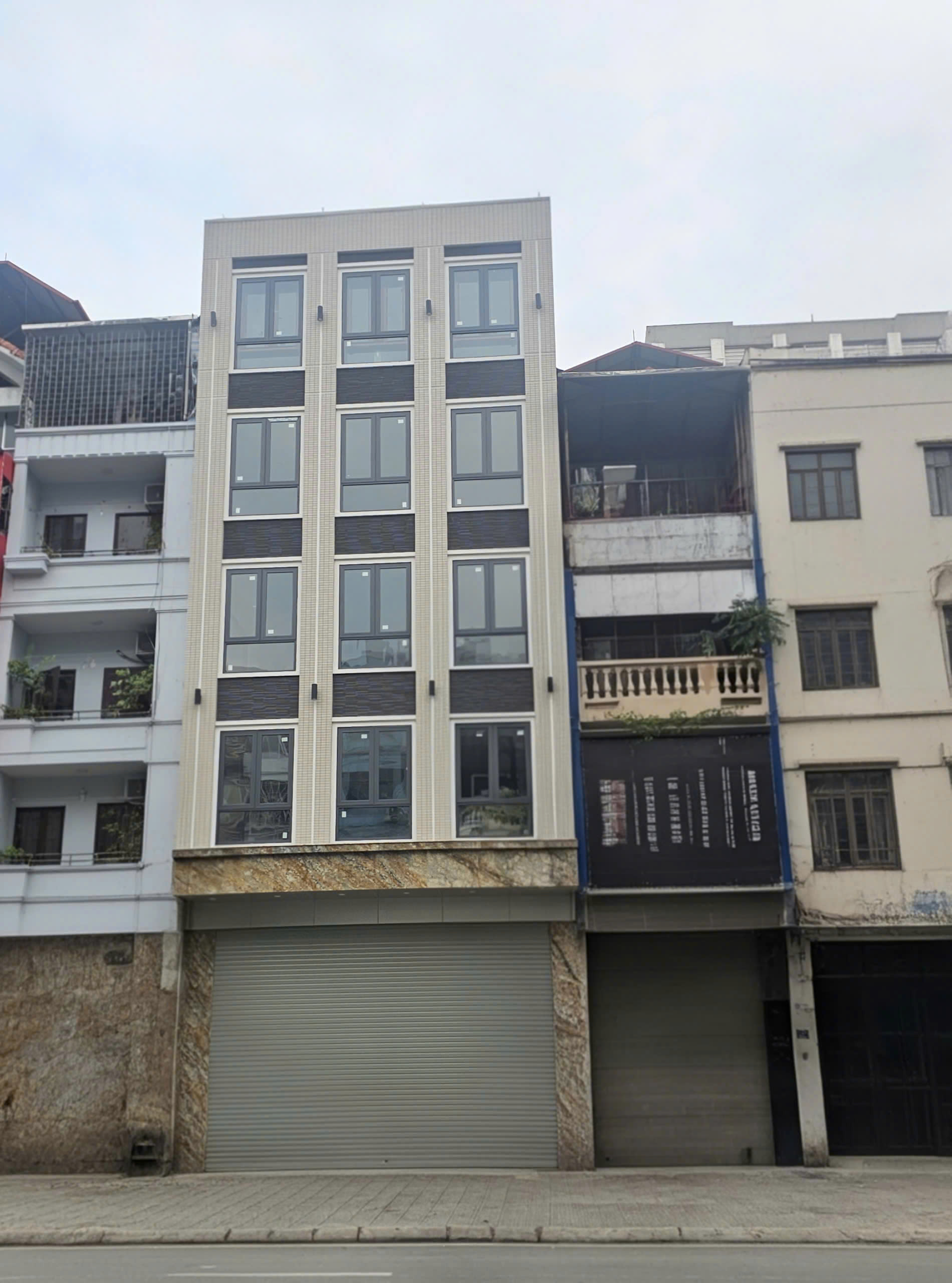 Nhà tôi cho thuê nhà, 123m2_ 5T; Huỳnh Thúc Kháng, Nguyên Hồng -39 tr